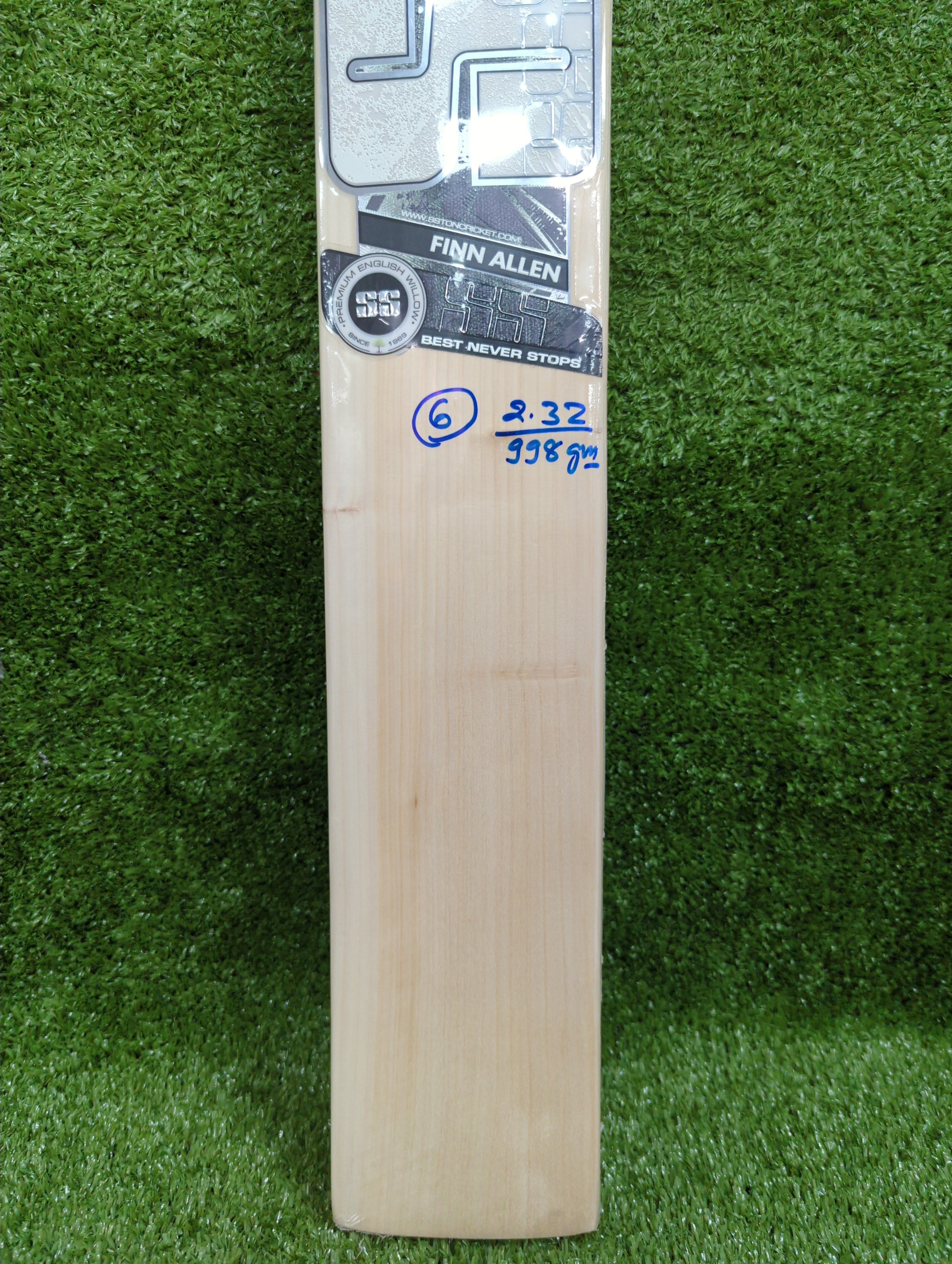 SS Finn Allen Players Edition Junior / Youth English Willow Cricket Bat SS