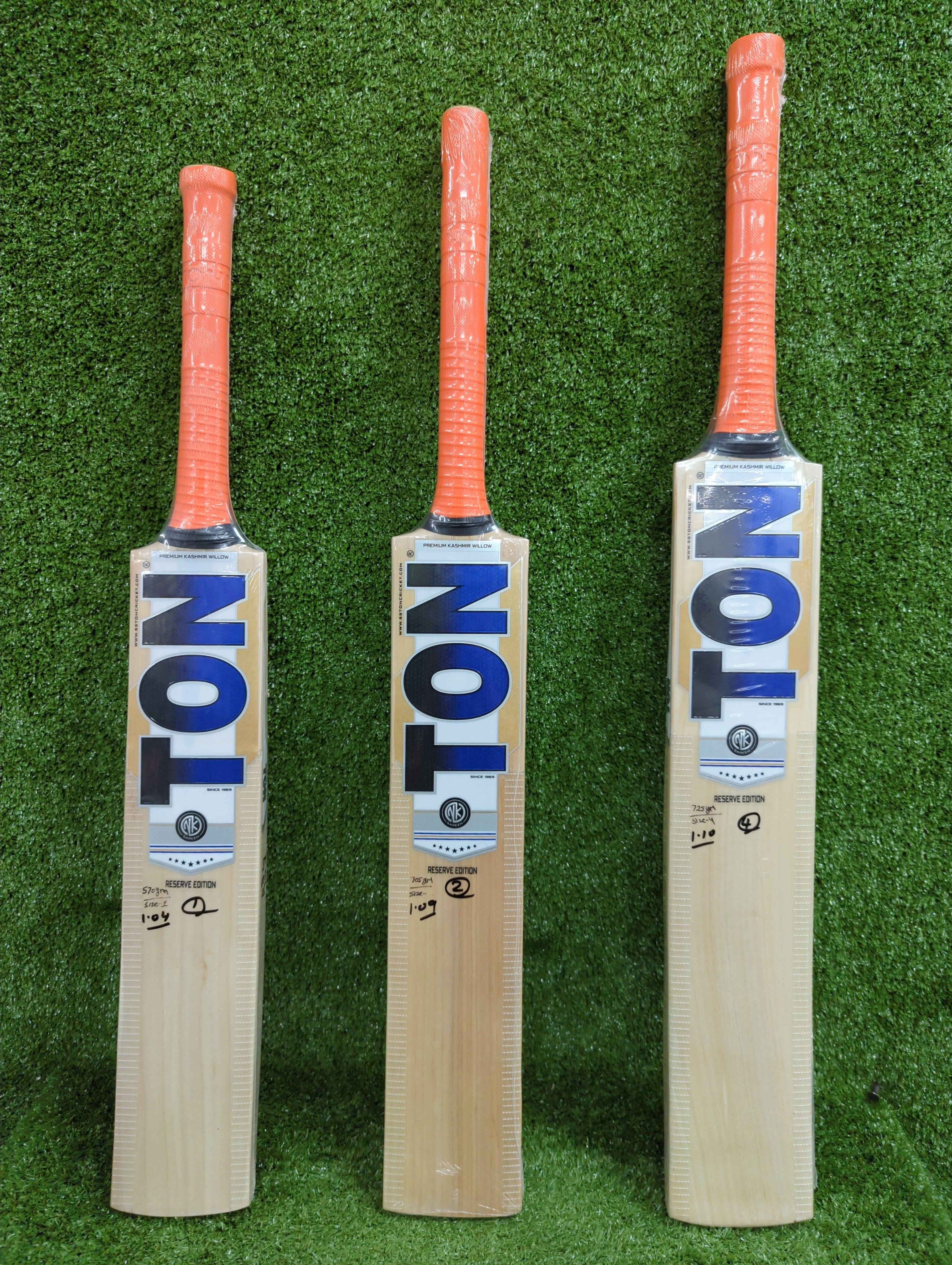 SS Ton Reserve Edition Junior / Youth Kashmir Willow Cricket Bat