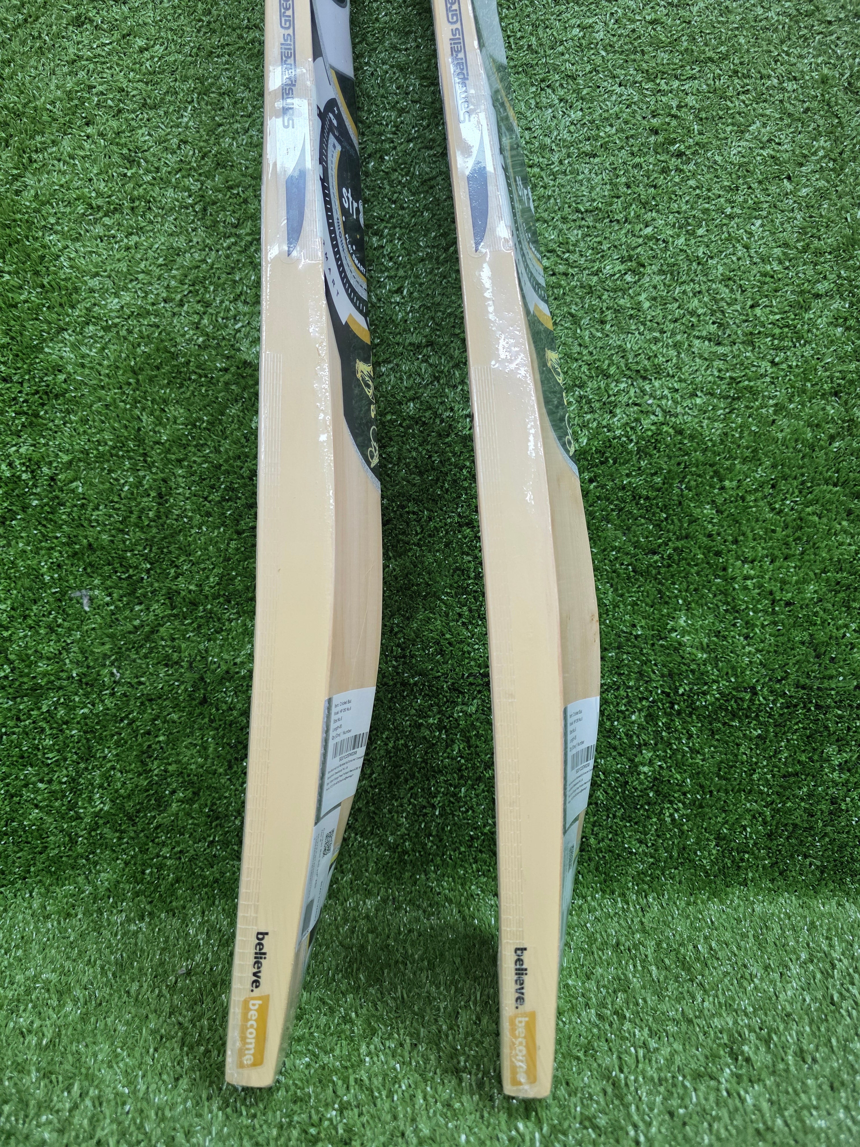 SG HP 250 Junior / Youth English Willow Cricket Bat with STR8Bat Sensor SG