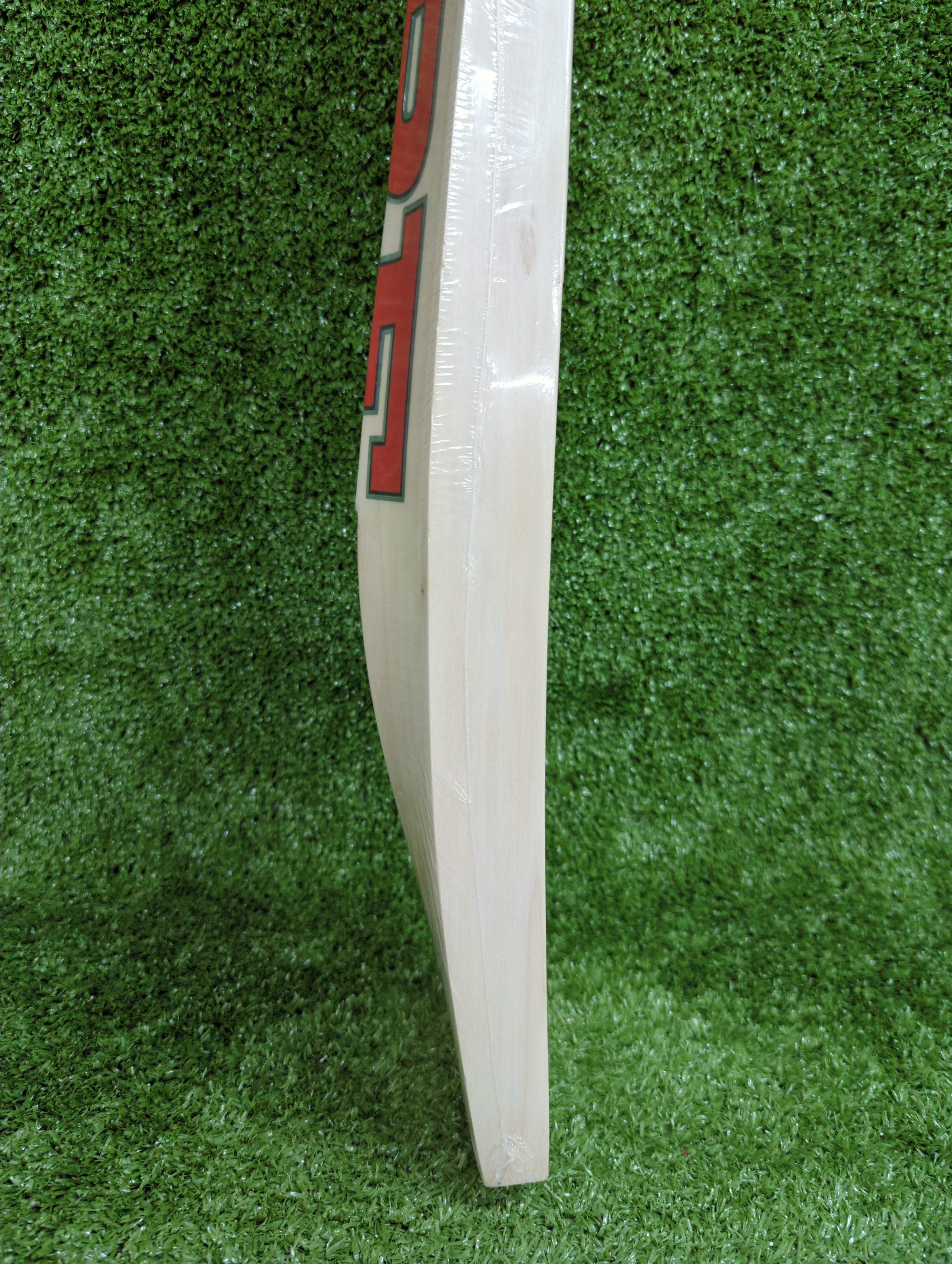 MRF Genius Chase Master English Willow Cricket Bat