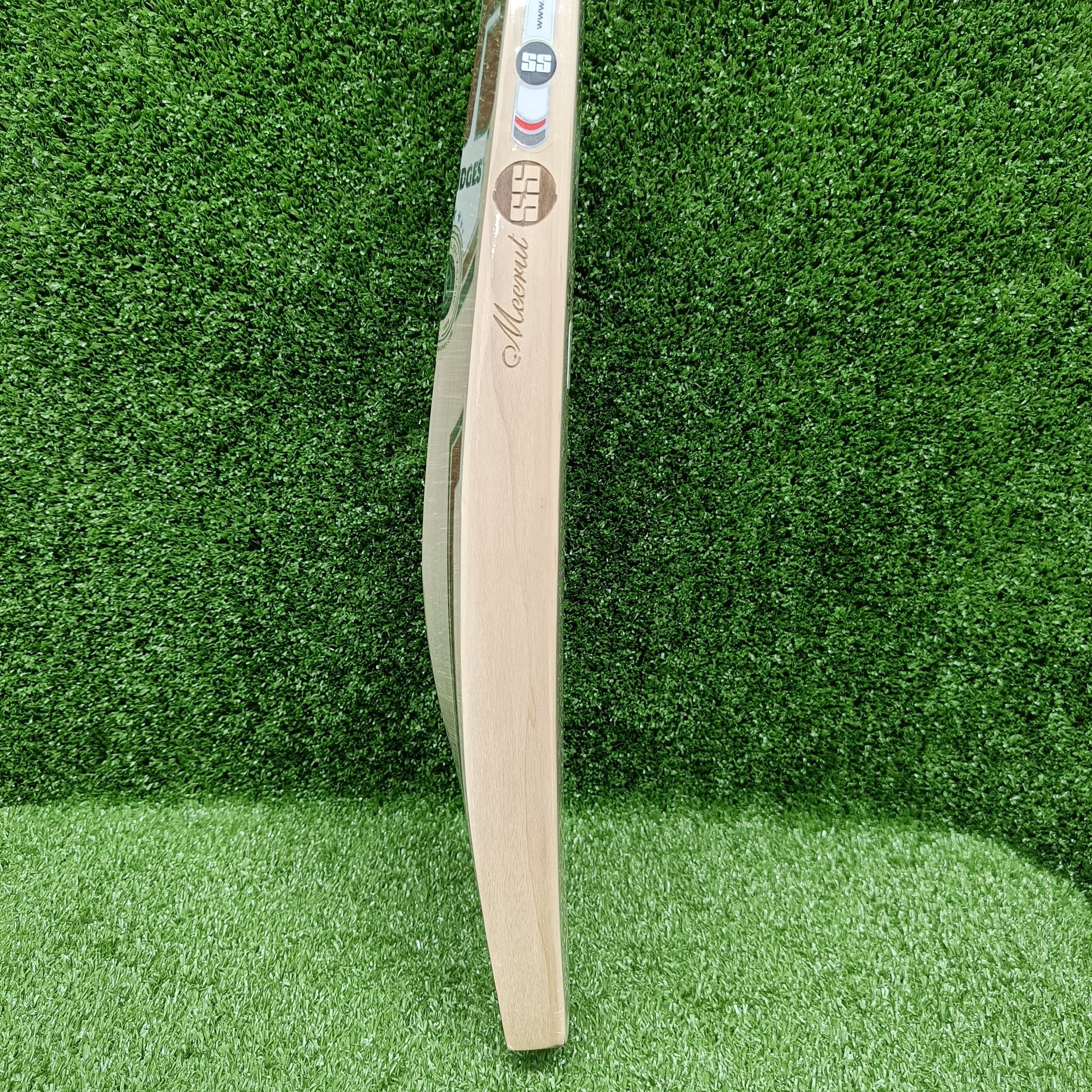 SS Core Maximus Cricket Bat Red Sticker