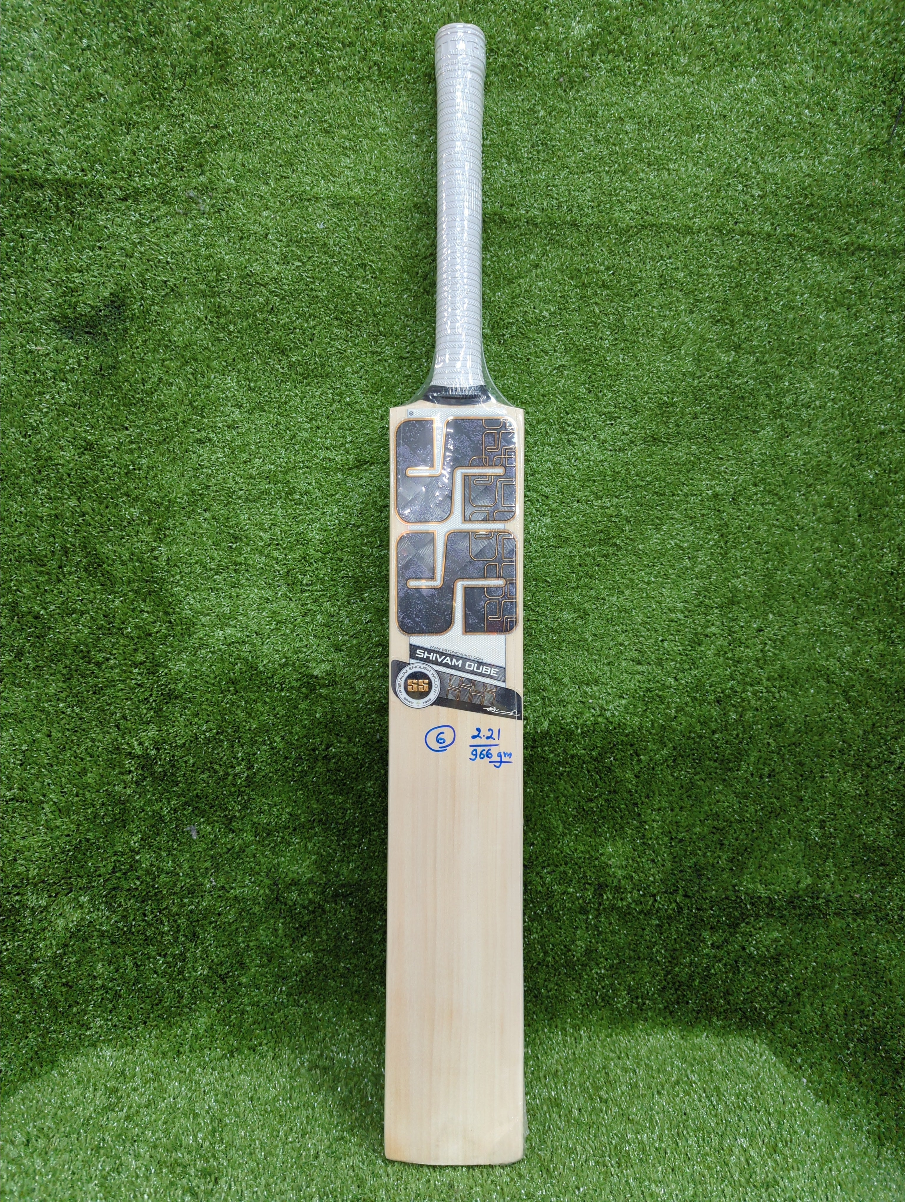 SS Shivam Dube Players Edition Junior / Youth English Willow Cricket Bat SS