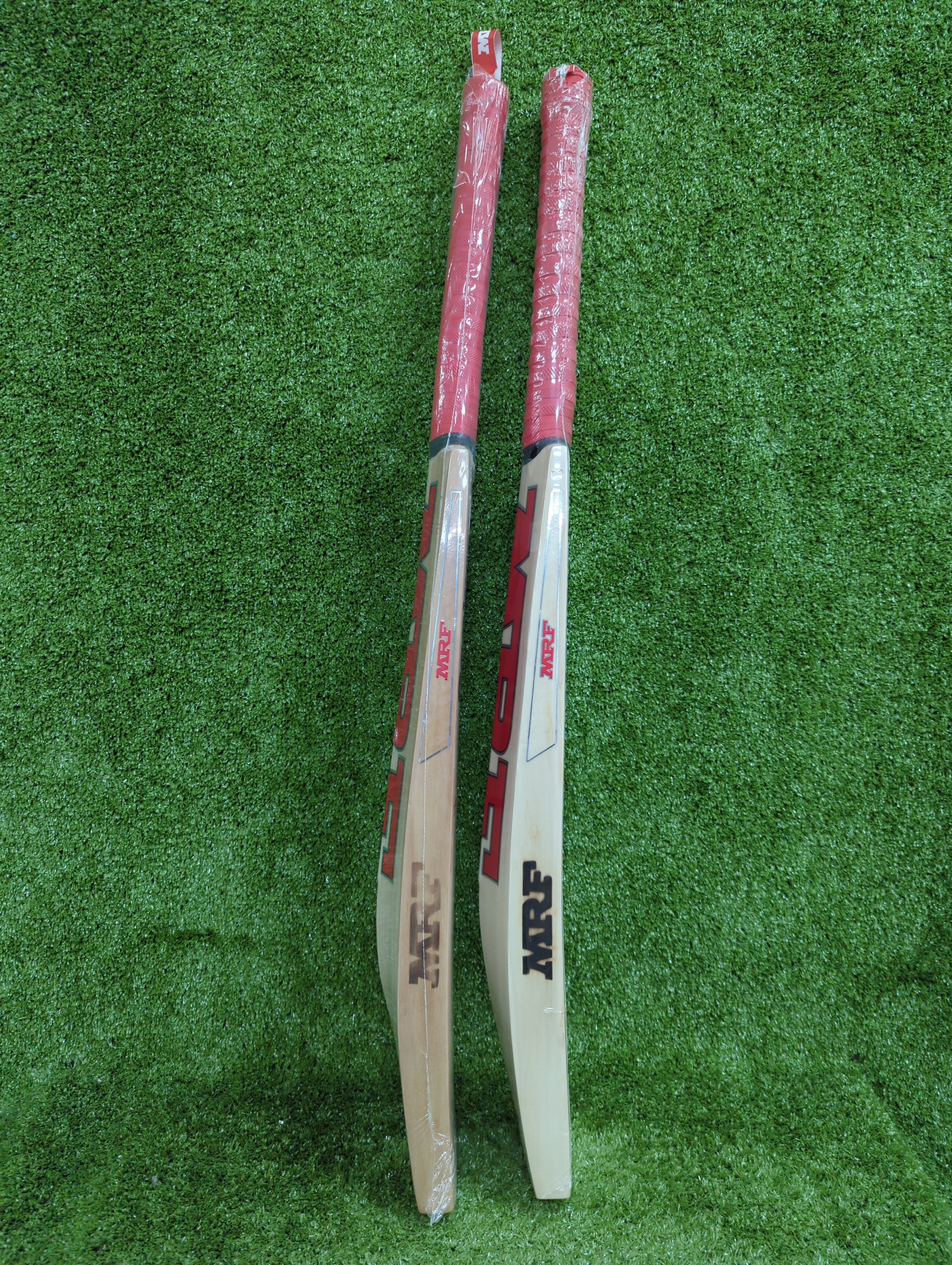 MRF Genius Run Machine VK 18 Cricket Bat English Willow