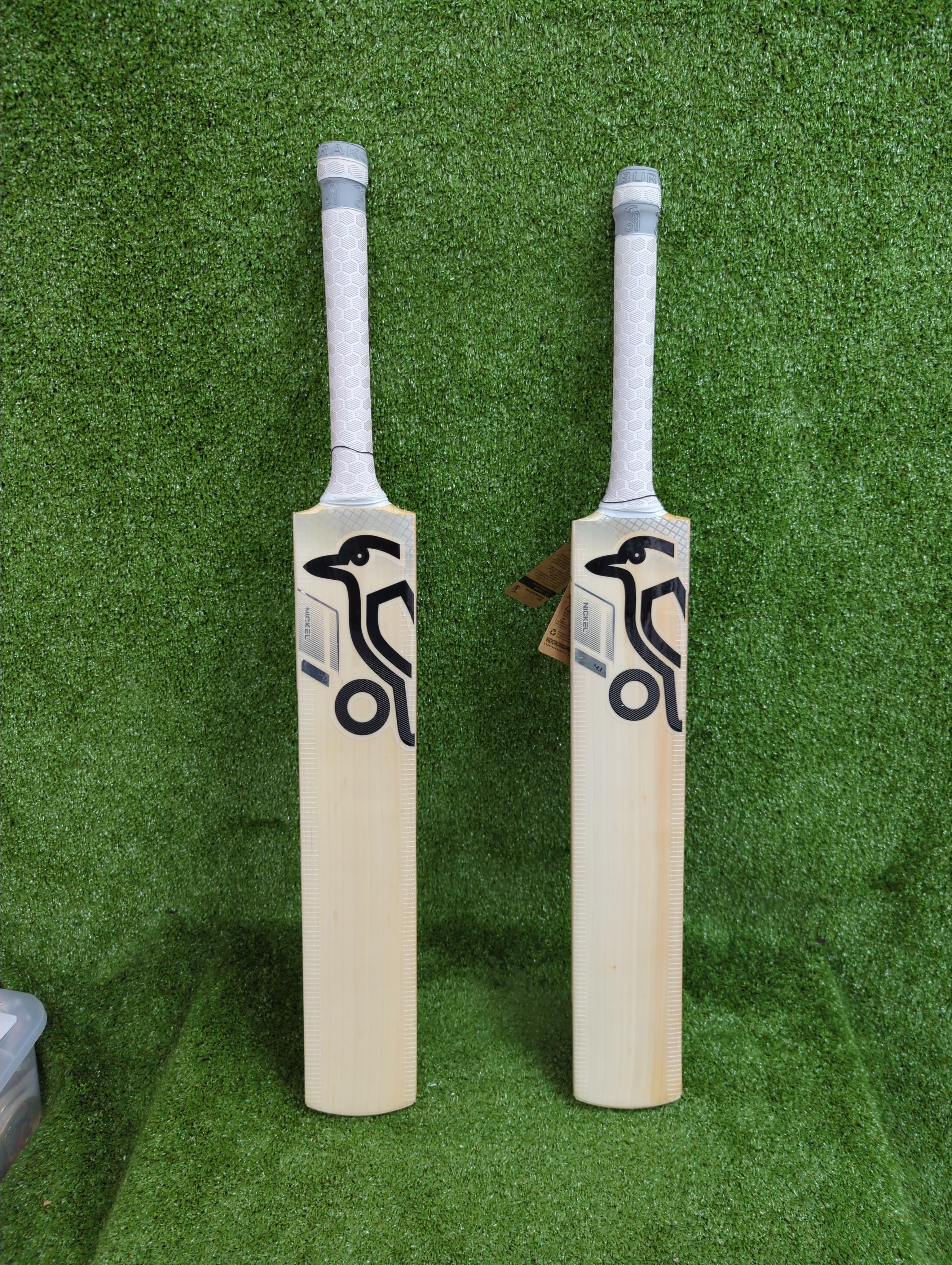 Kookaburra Nickel 4.1 Junior /  Youth English Willow Cricket Bat