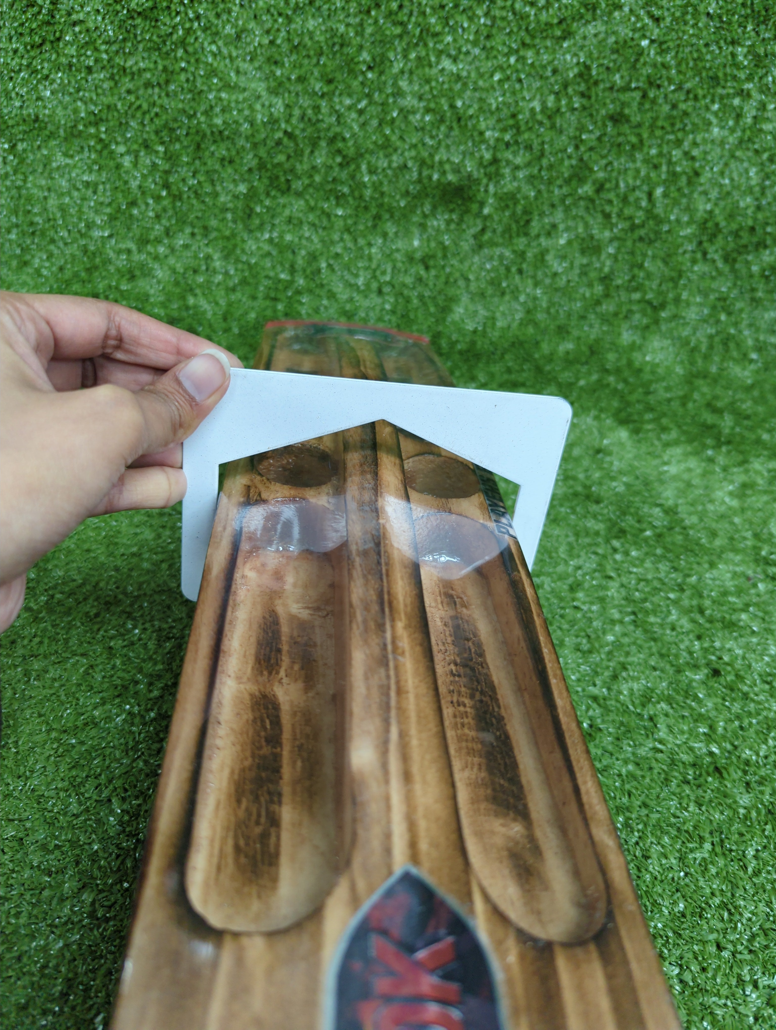 Bandook Burn Edition - Players Edition Scoop Bats  (2 holes, 4 Scoops - 33.5 Inches Height) ICC APPROVED