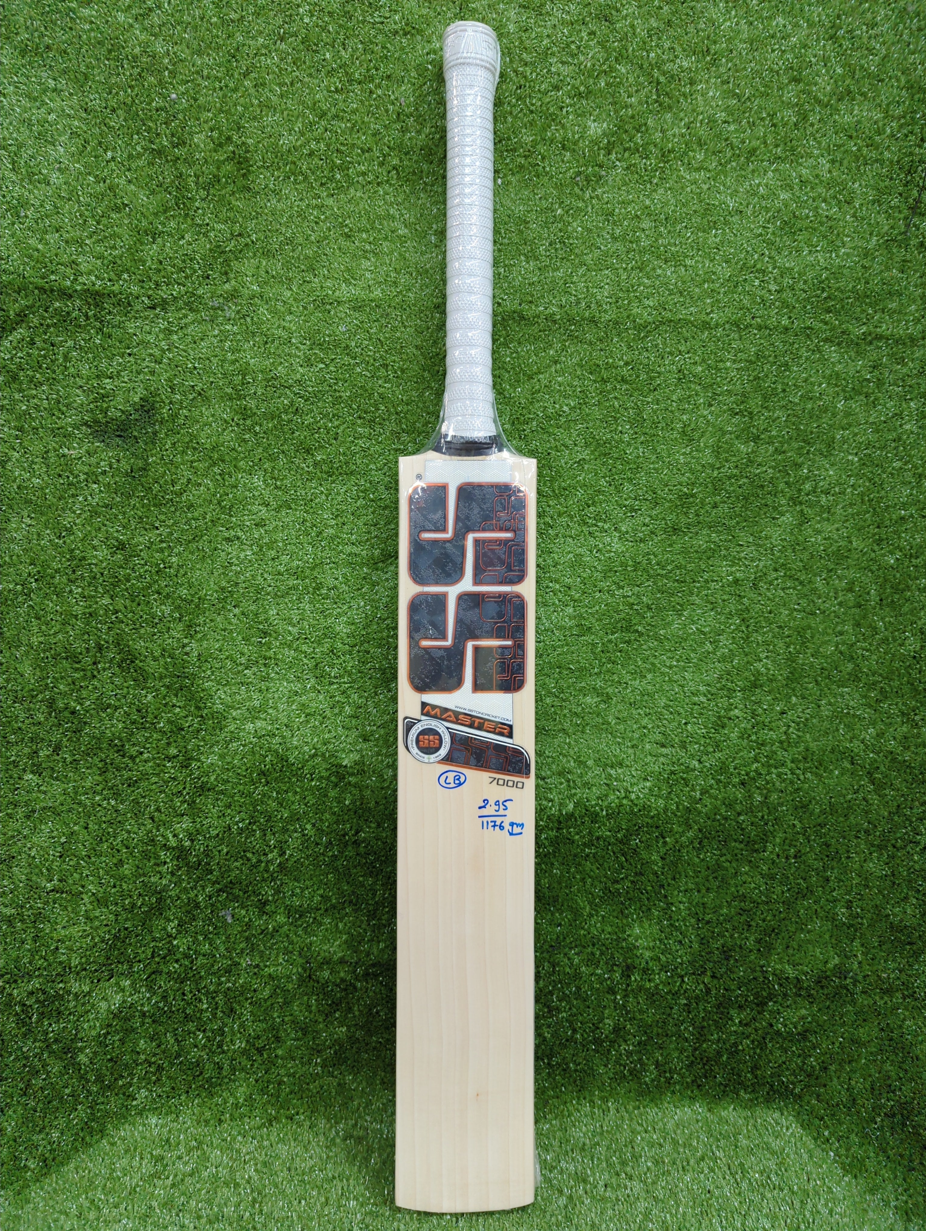 SS Master 7000 English Willow Cricket Bat Long Blade SS