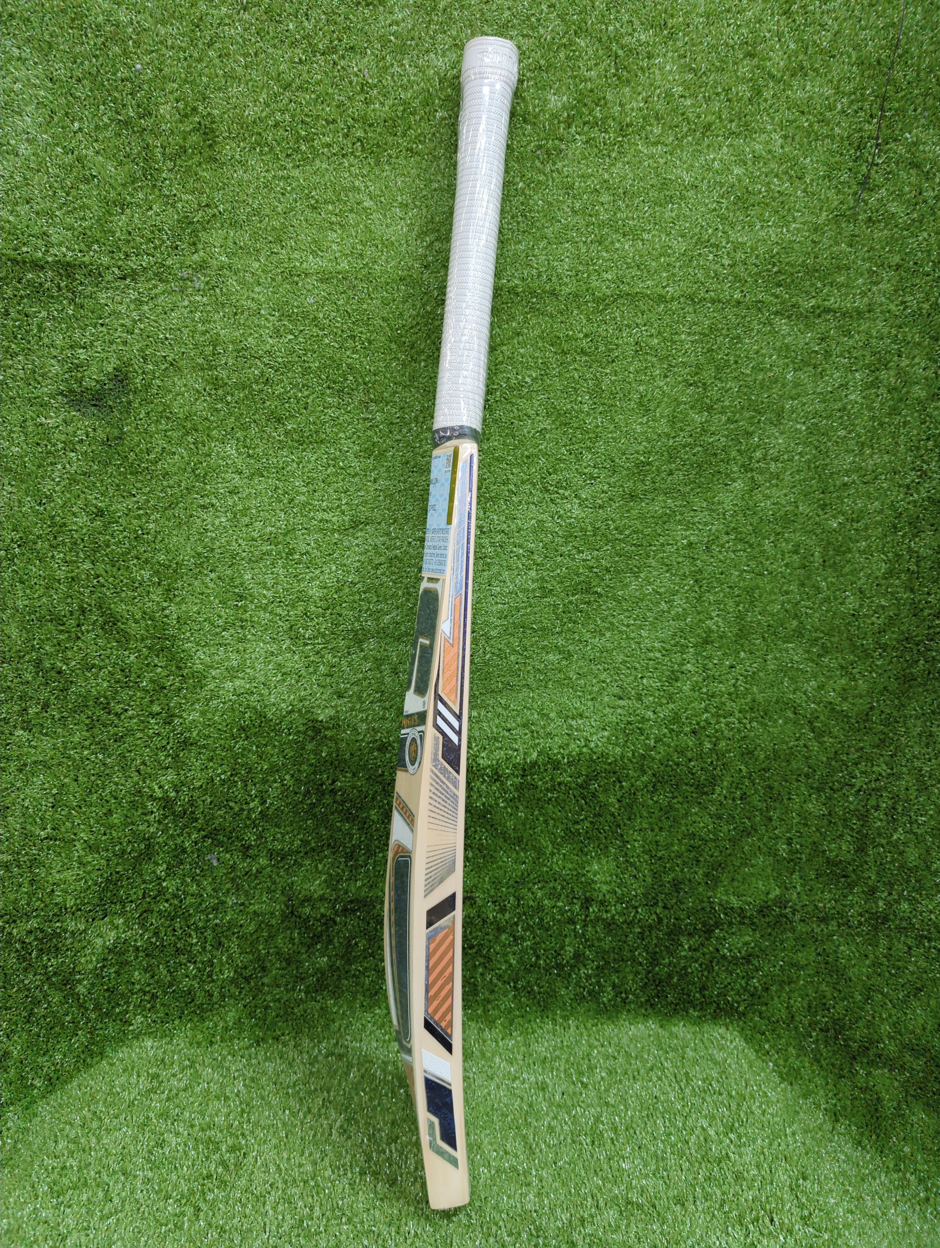 SS Master 99 English Willow Cricket Bat SS