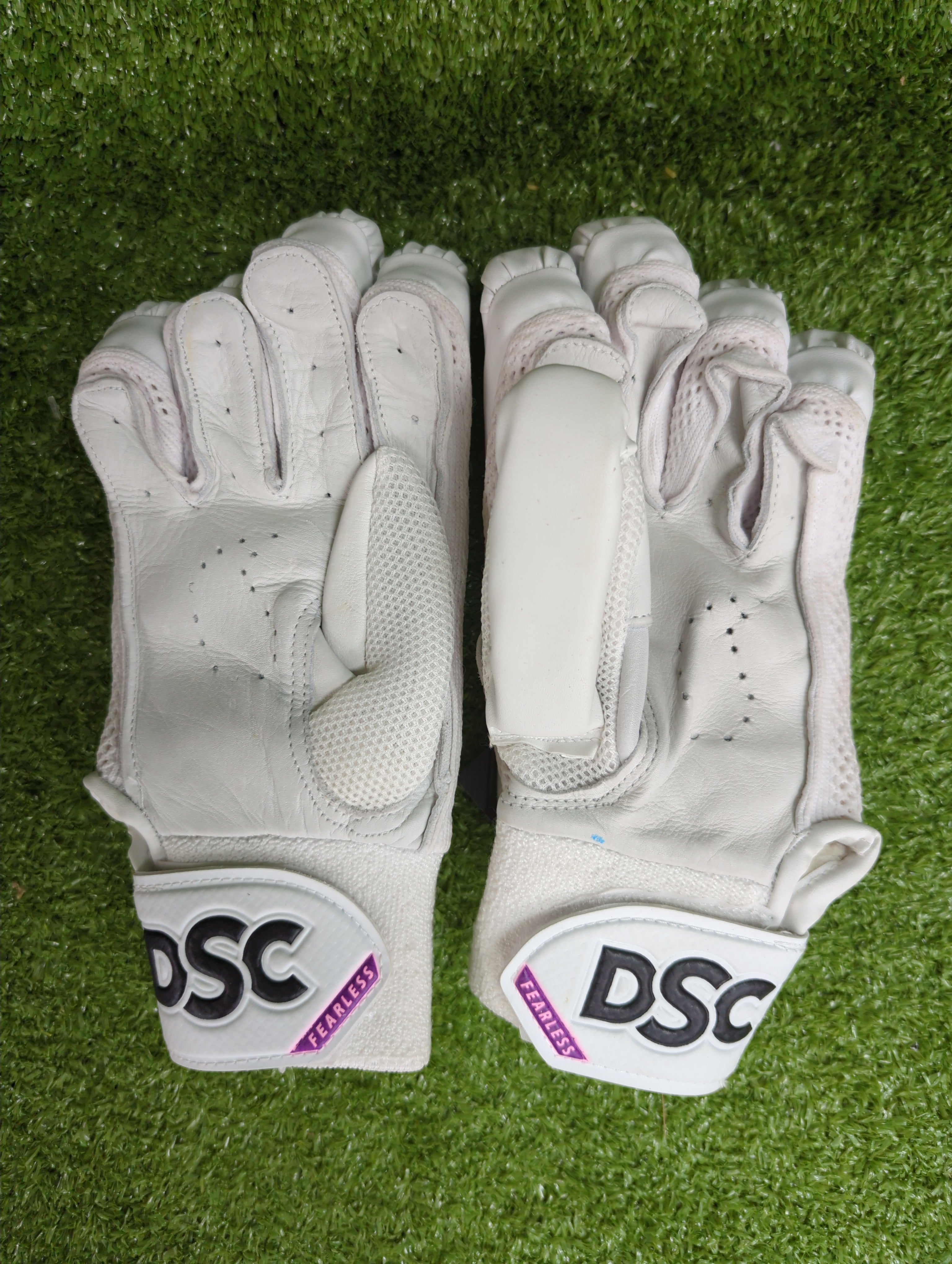 DSC BLU Junior / Youth Cricket Batting Gloves by DSC