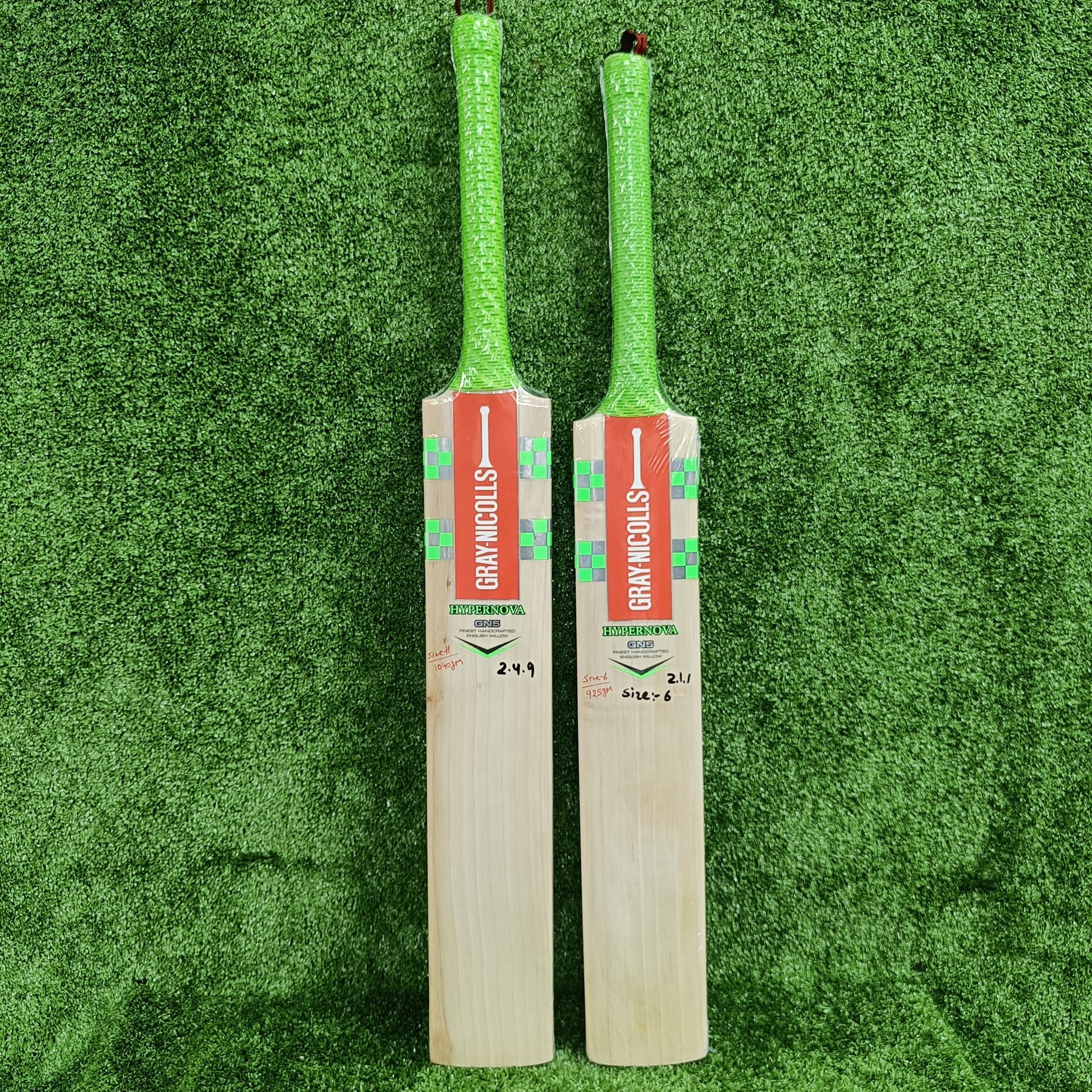 Gray-Nicolls 5 HyperNova Junior / Youth Limited Edition English Willow Cricket Bat