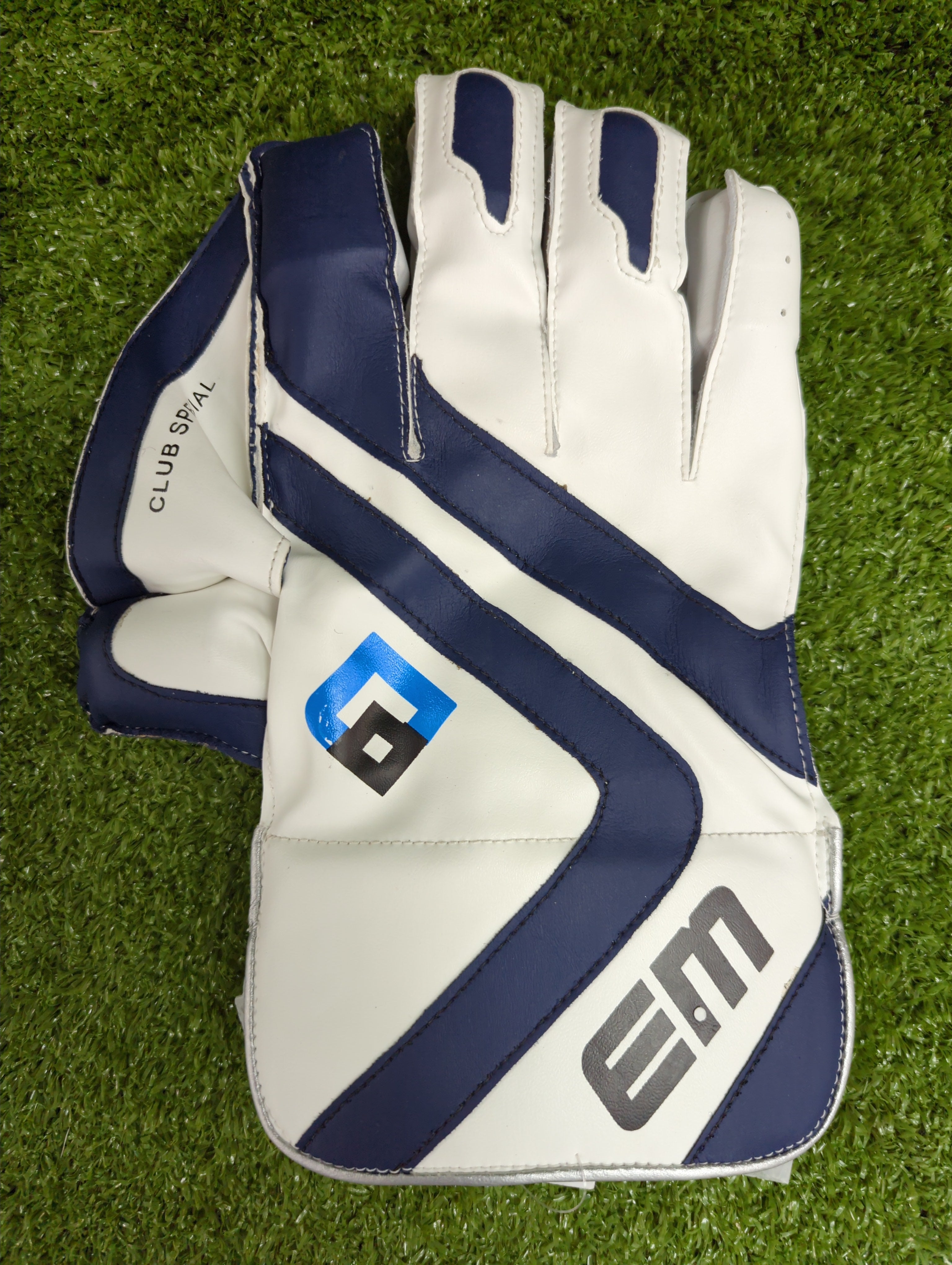 EM Club Special Junior/Youth Cricket Wicket Keeping Gloves