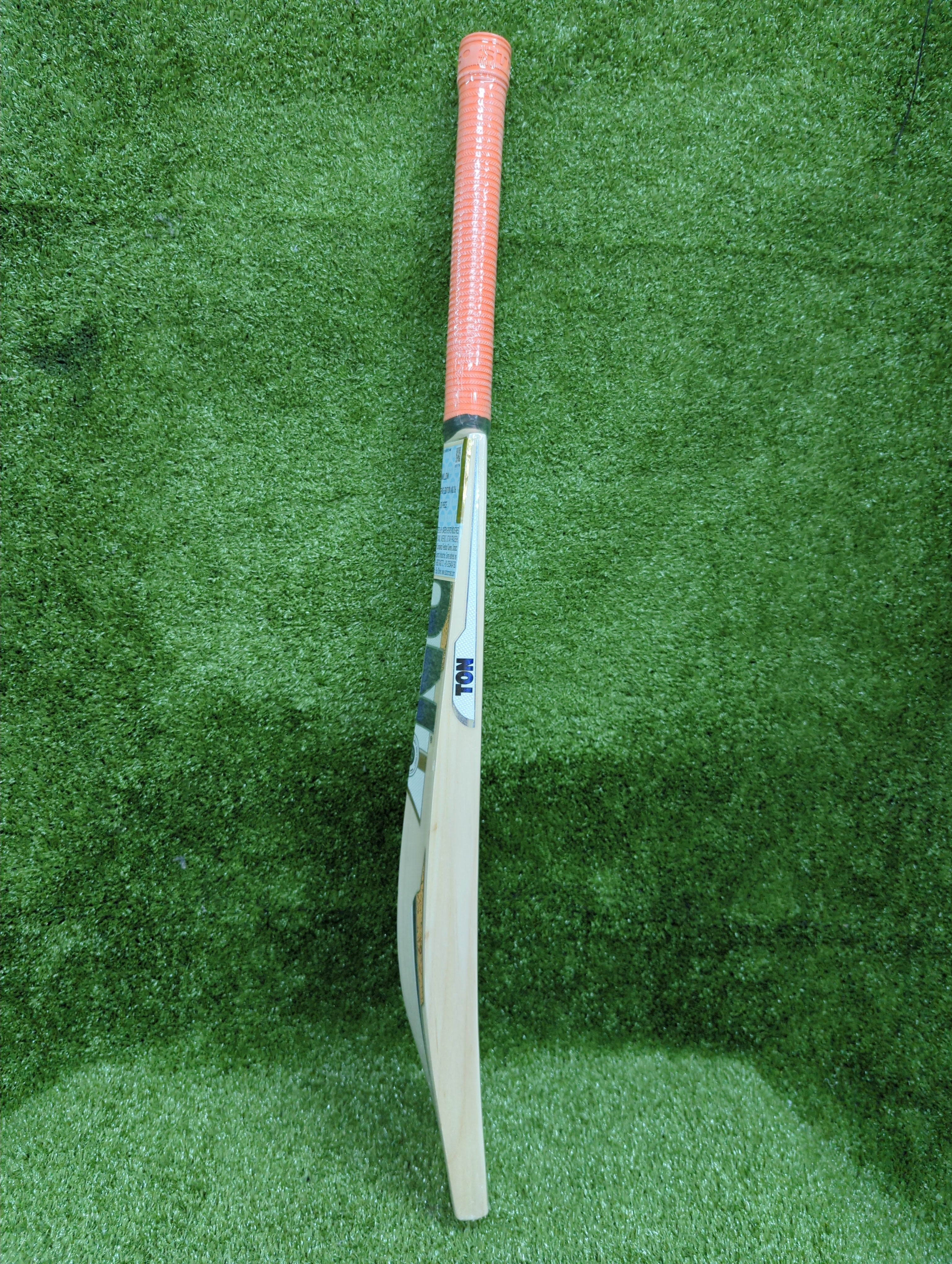 SS Ton Reserve Edition Junior / Youth English Willow Cricket Bat SS