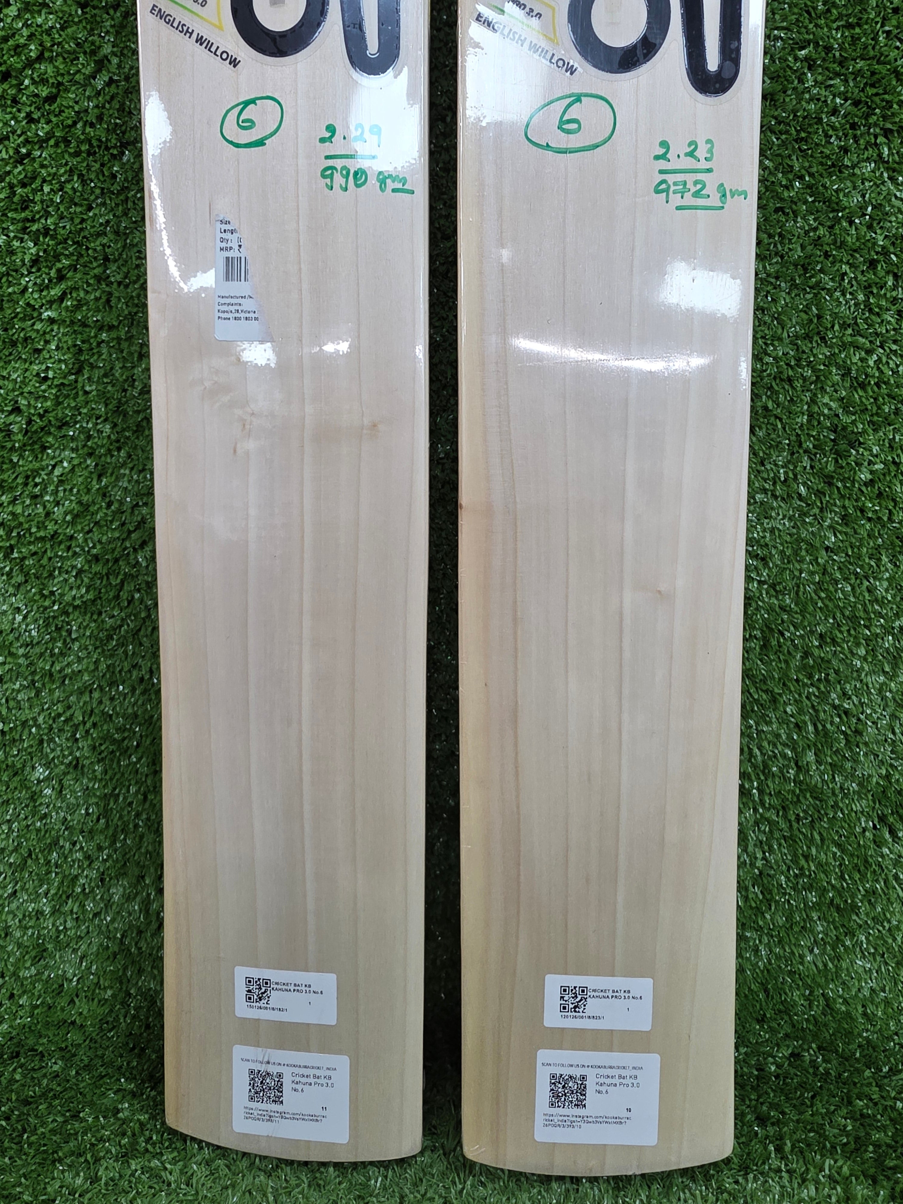 Kookaburra Kahuna Pro 3.0 Junior/Youth Grade 3 English Willow Cricket Bat