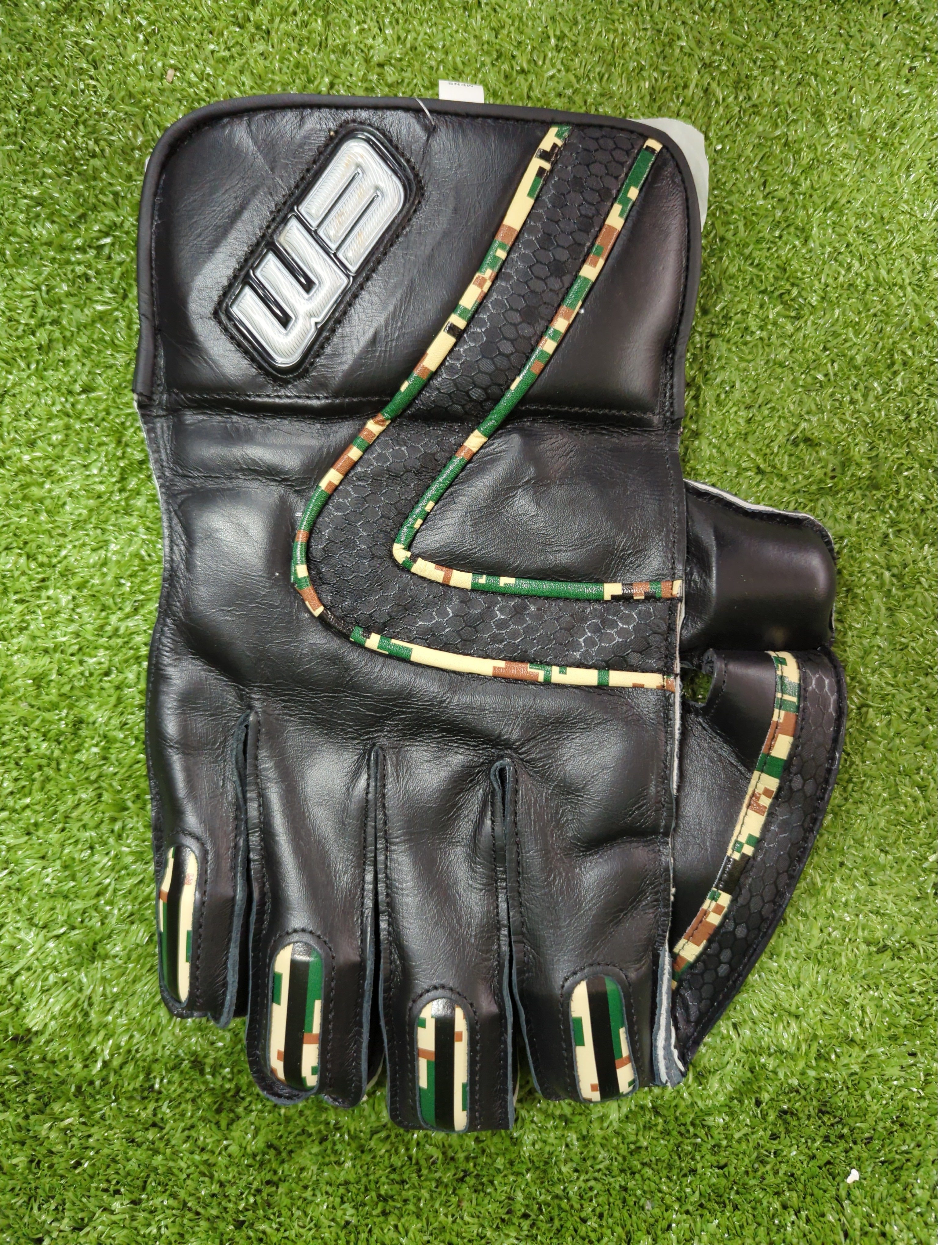 EM MSD Dhoni Adult Cricket Wicket Keeping Gloves - Black/Camo Green