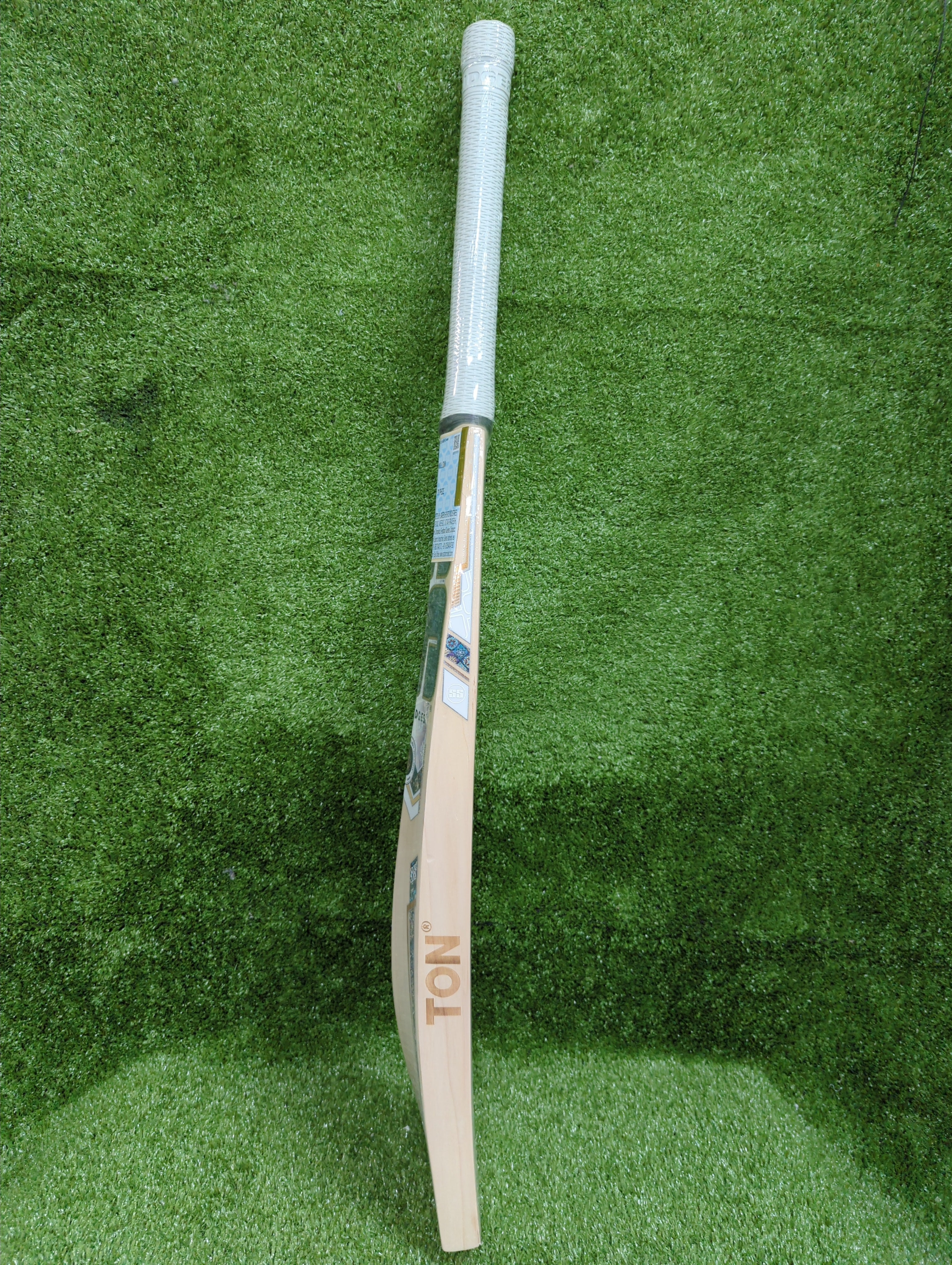 SS Waves English Willow Cricket Bat Long Blade SS