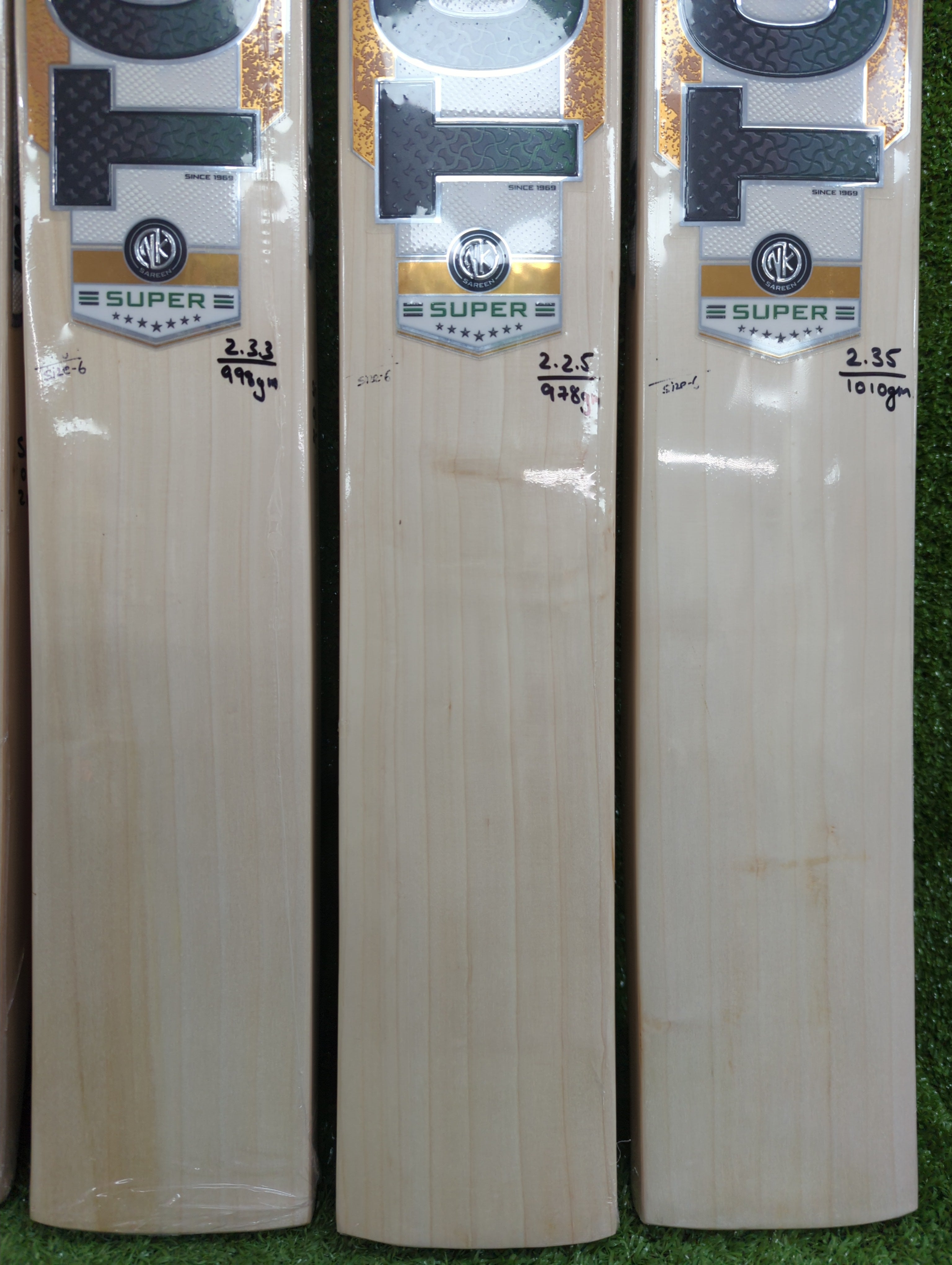 SS Ton Super Junior / Youth English Willow Cricket Bat