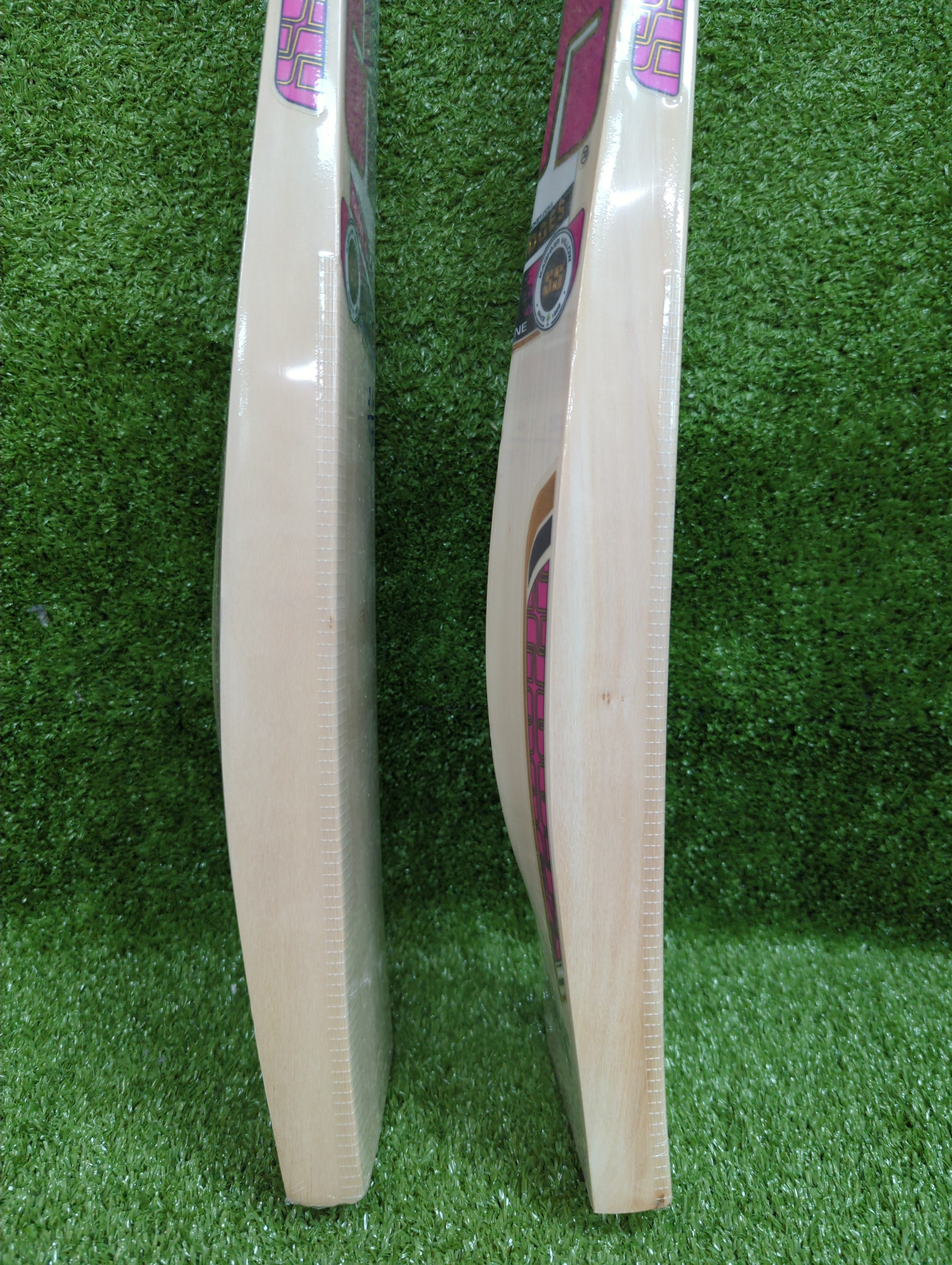 SS Sunil Narine Players Kashmir Willow Cricket Bat SS