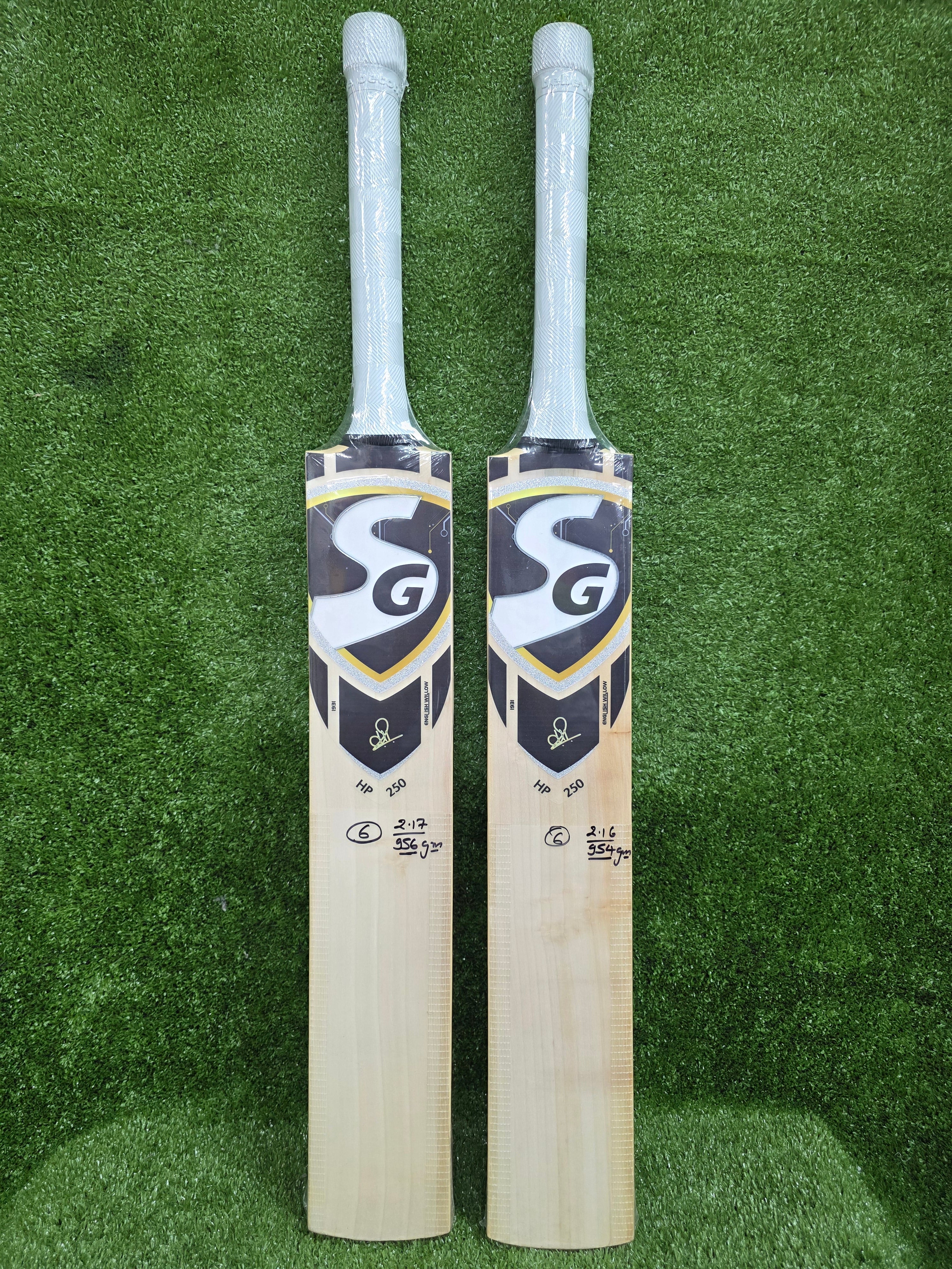 SG HP 250 Junior / Youth English Willow Cricket Bat with STR8Bat Sensor SG