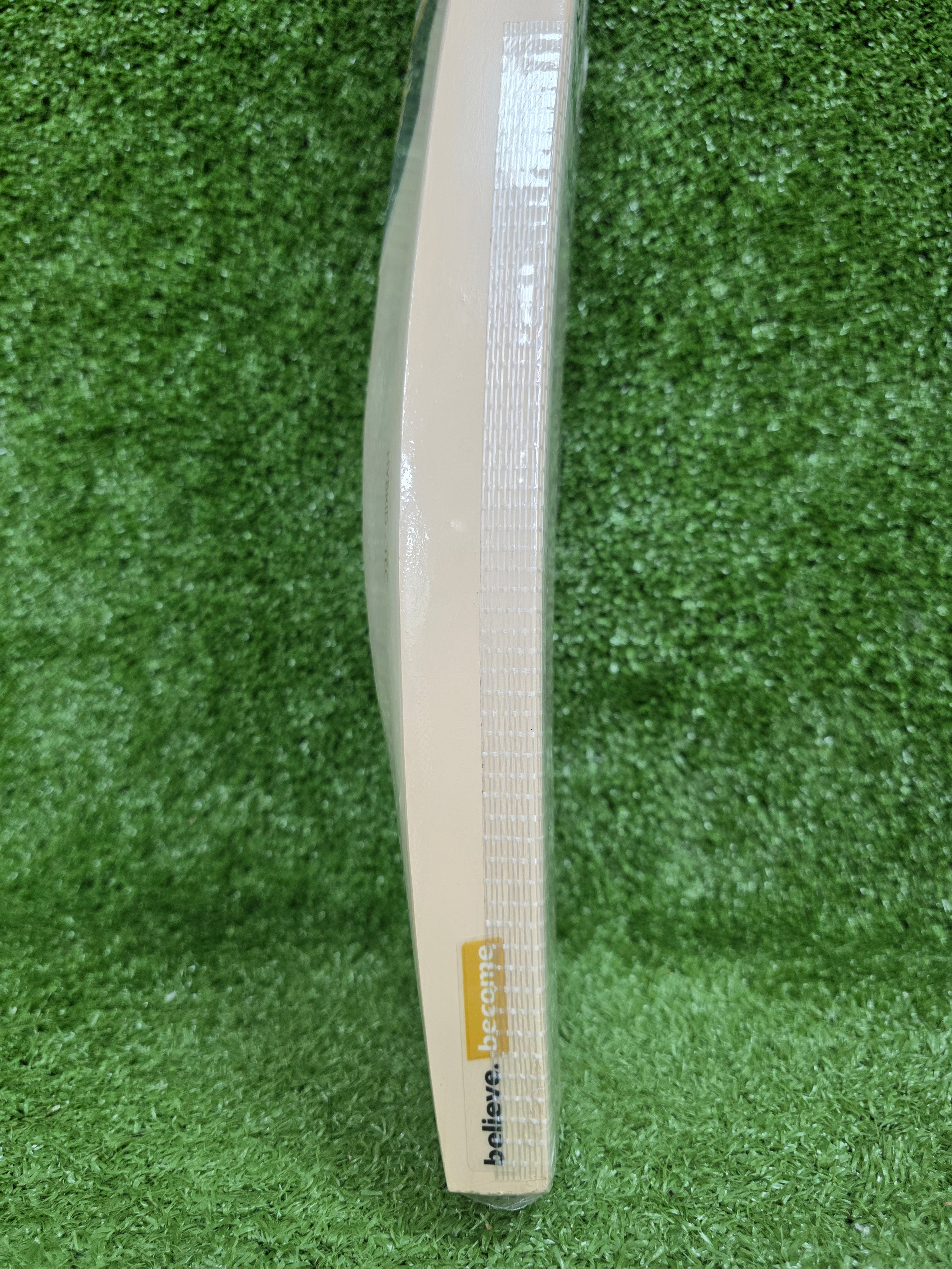 SG HP 250 English Willow Cricket Bat with STR8Bat Sensor