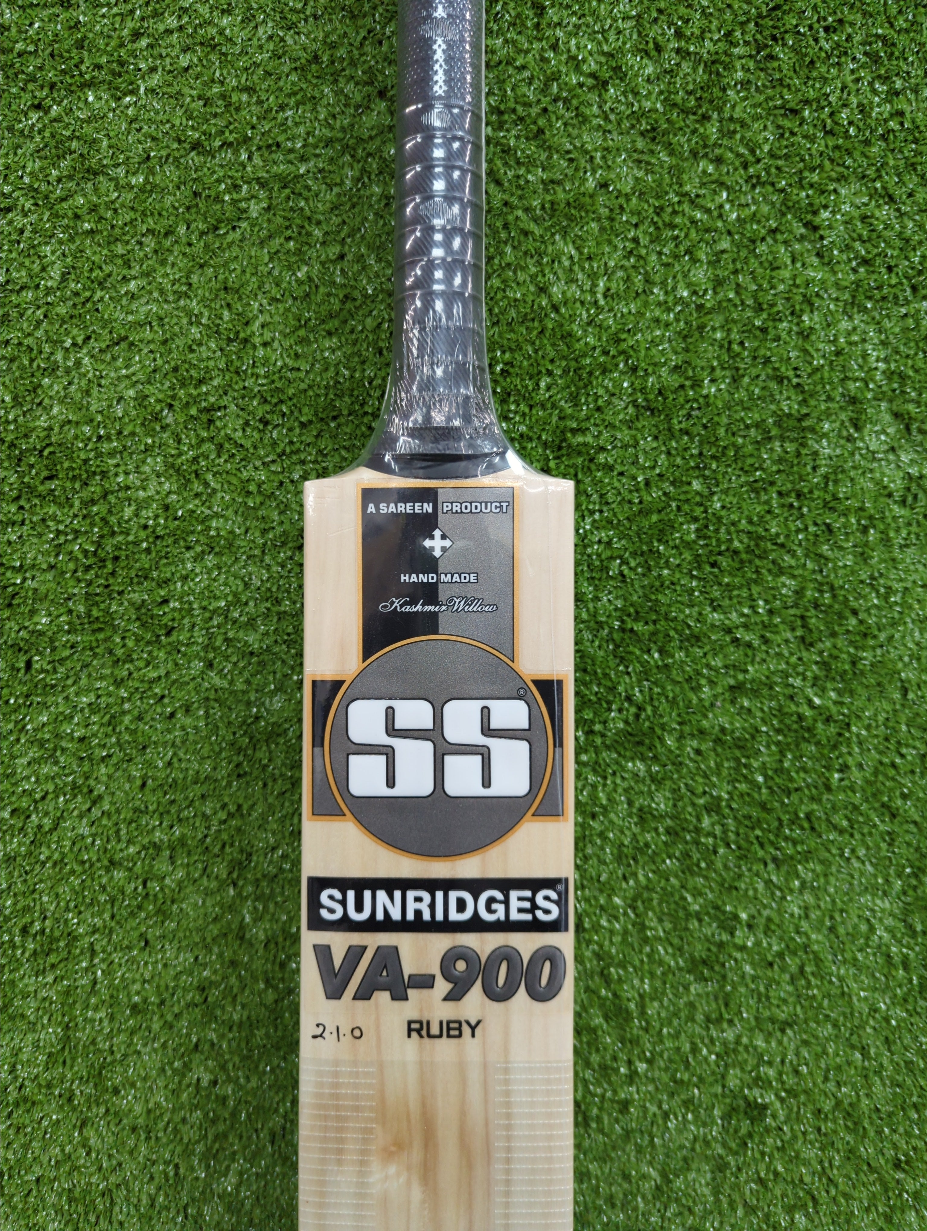 SS VA-900 Ruby Kashmir Willow Cricket Bat