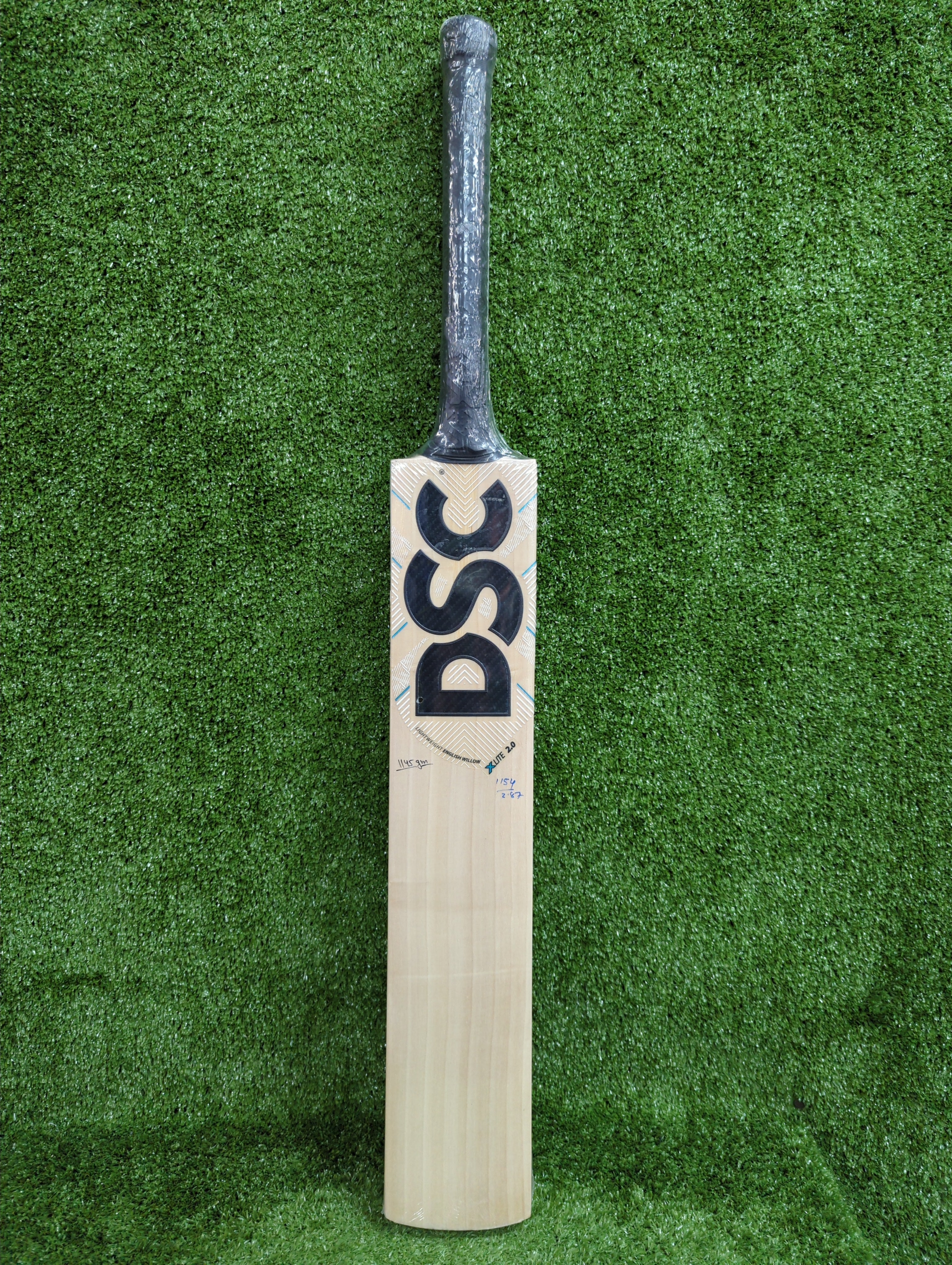 DSC Xlite 2.0 English Willow Cricket Bat
