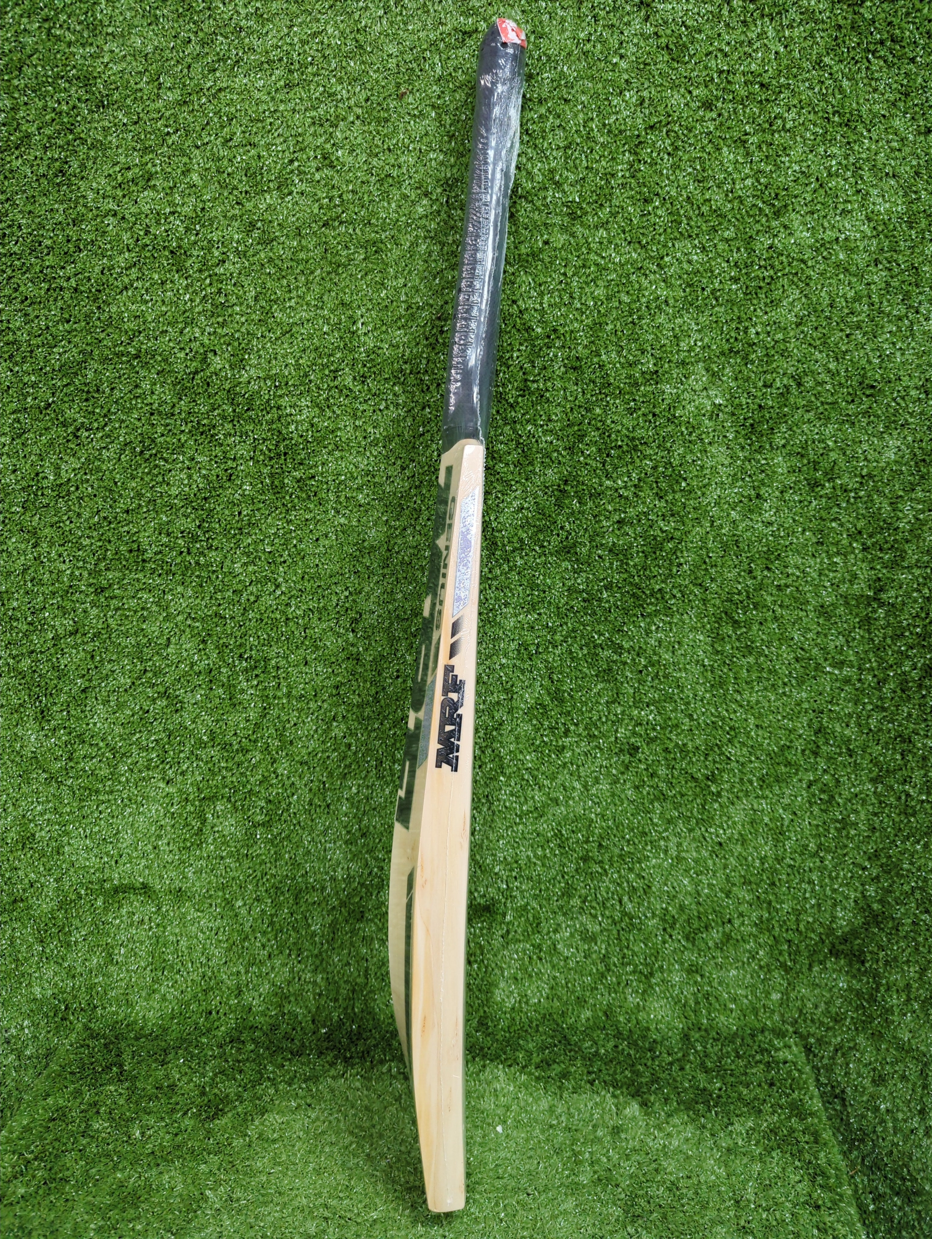 MRF Genius Majestic GILL 77 Youth Harrow English Willow Cricket Bat