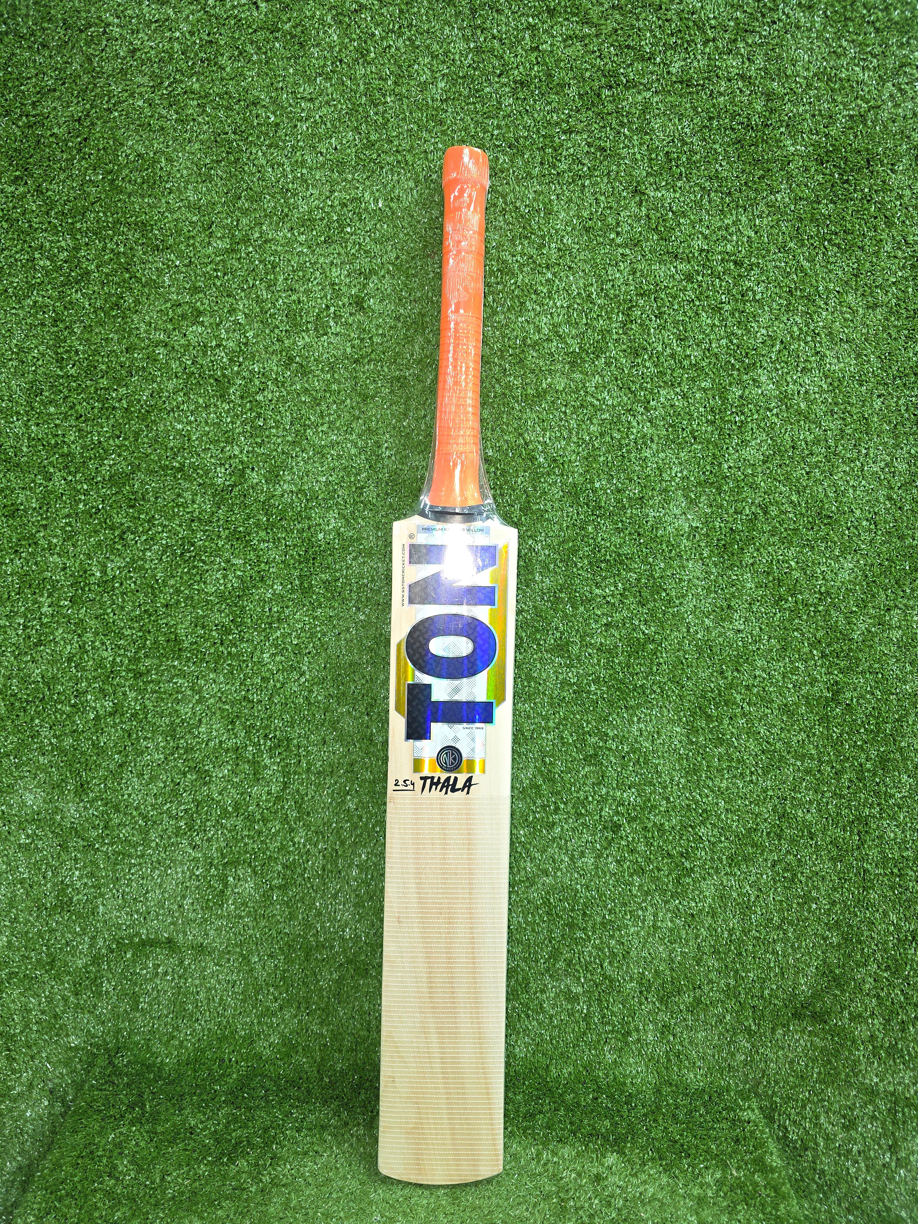 SS TON Dhoni Thala Players Premium Kashmir Willow Cricket Bat