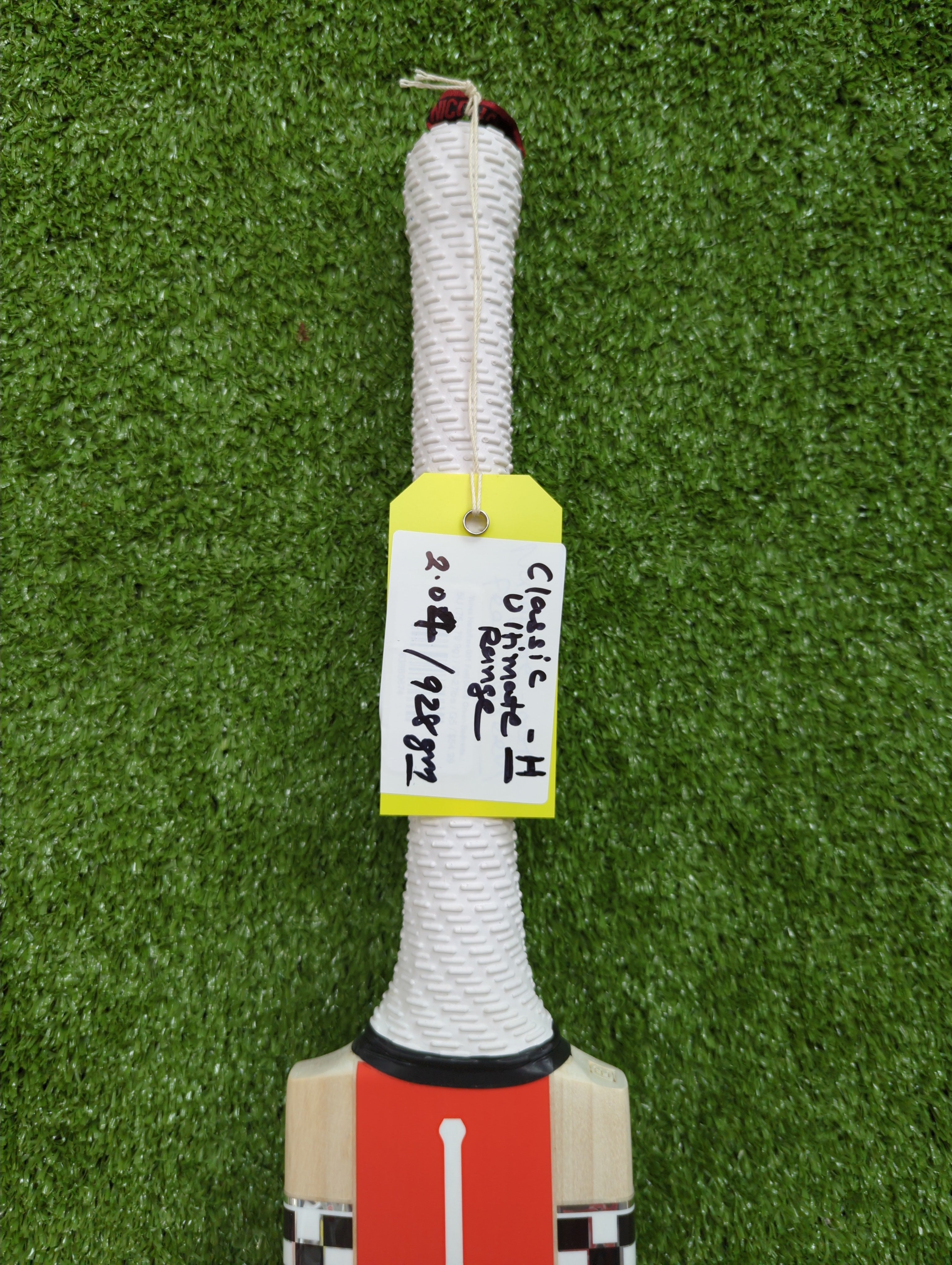 Gray-Nicolls Classic Ultimate Range Youth Harrow English Willow Cricket Bat - View 3