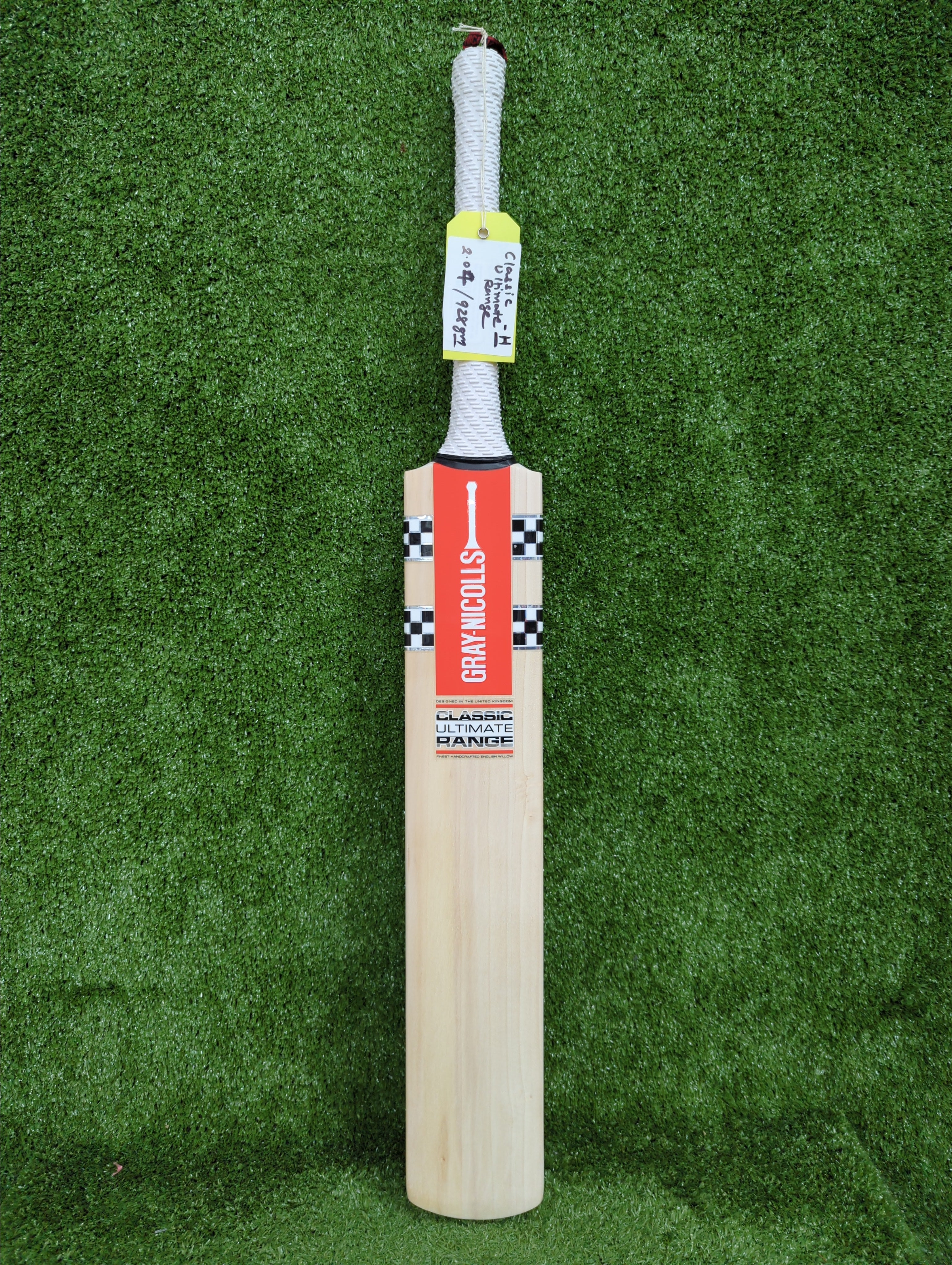 Gray-Nicolls Classic Ultimate Range Youth Harrow English Willow Cricket Bat