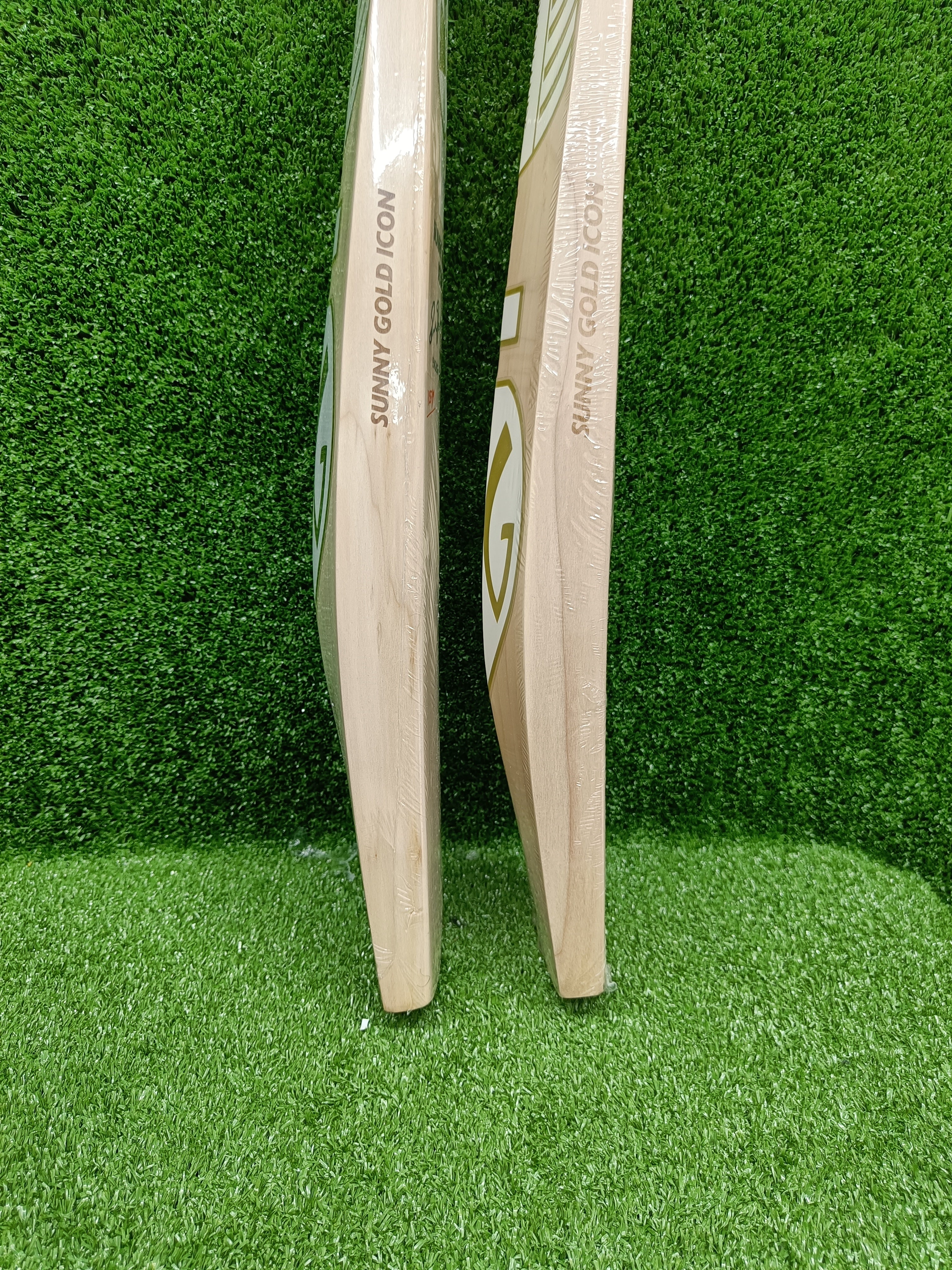 SG Sunny Gold Icon English Willow Cricket Bat