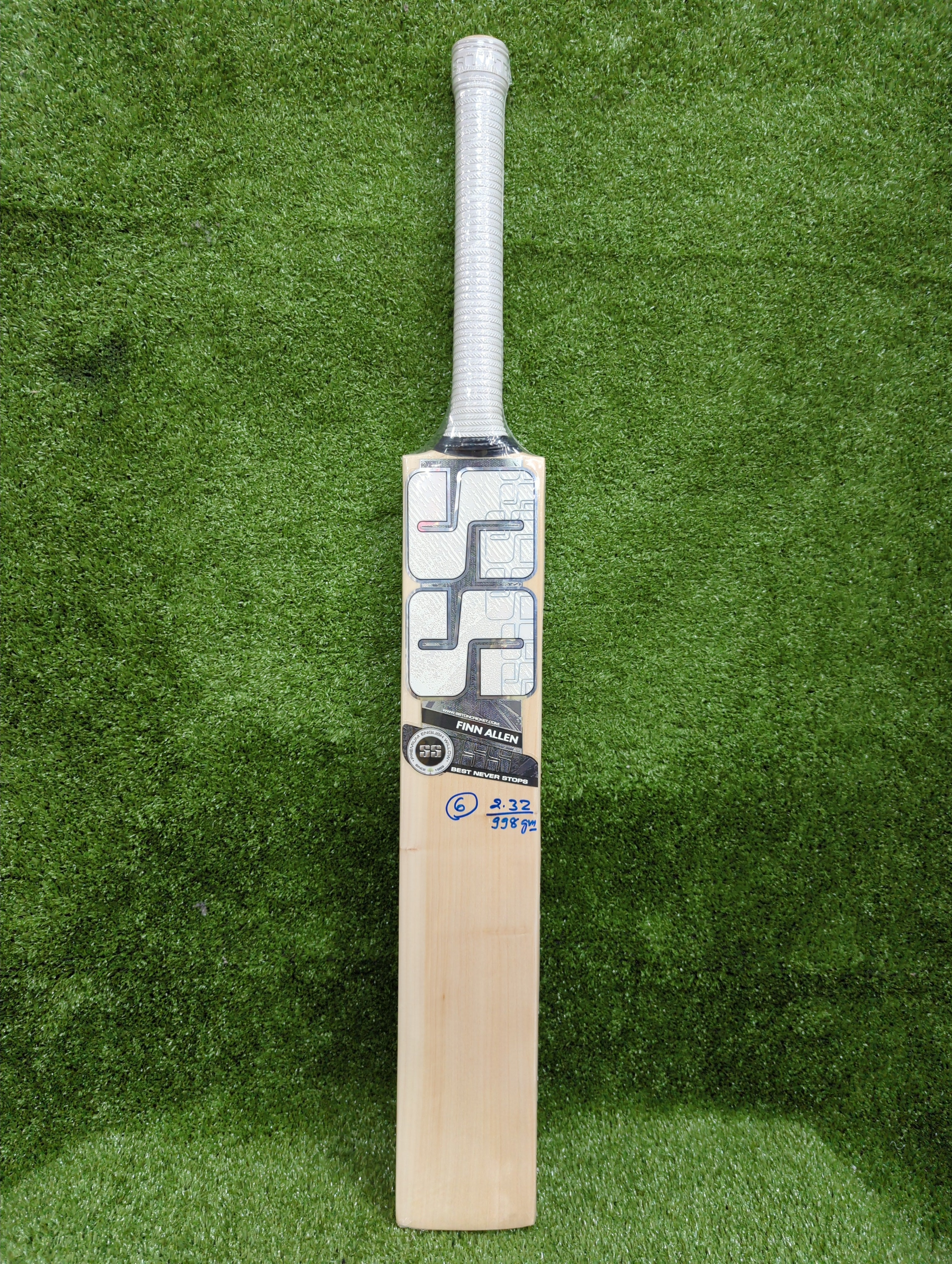 SS Finn Allen Players Edition Junior / Youth English Willow Cricket Bat SS
