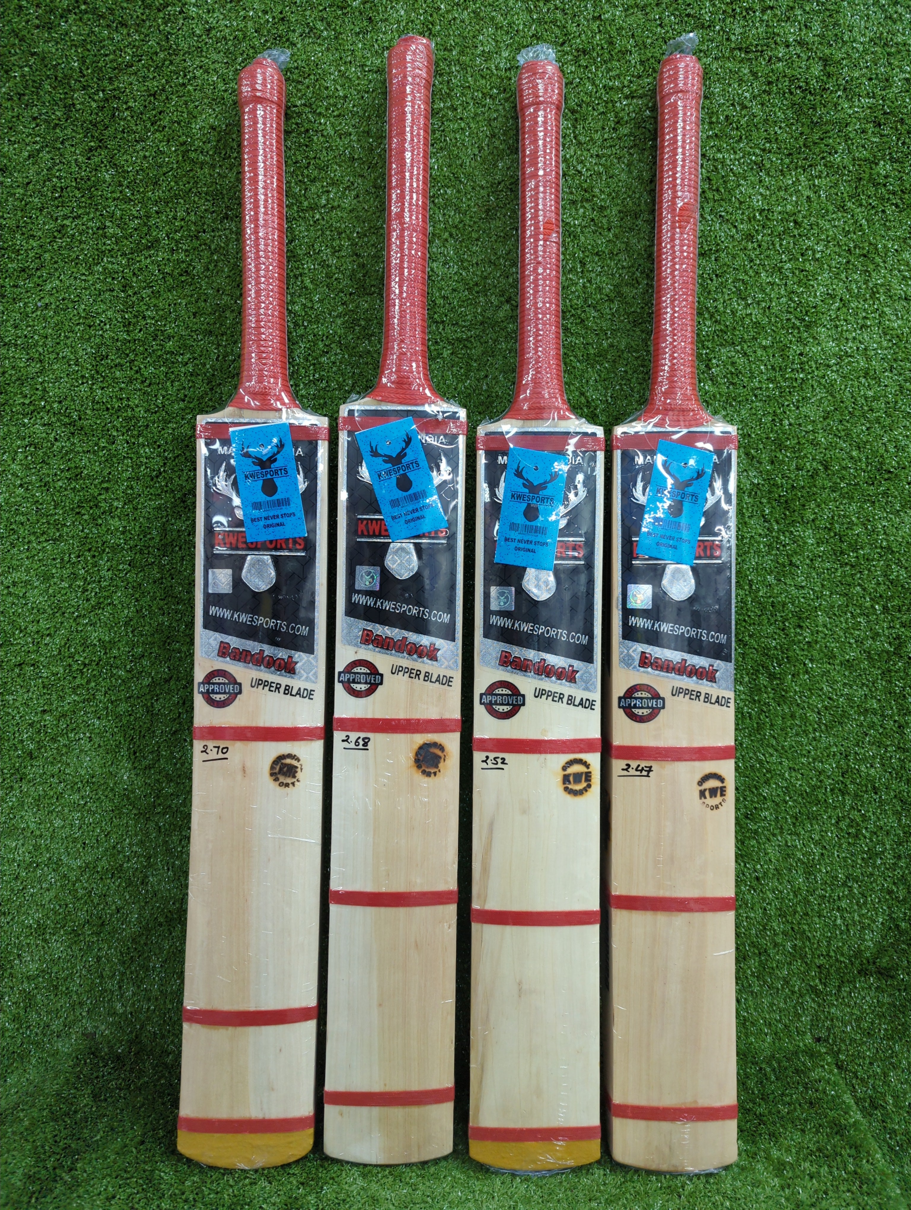 Bandook Upper Blade Player Edition Kashmir Willow Scoop Cricket Bat