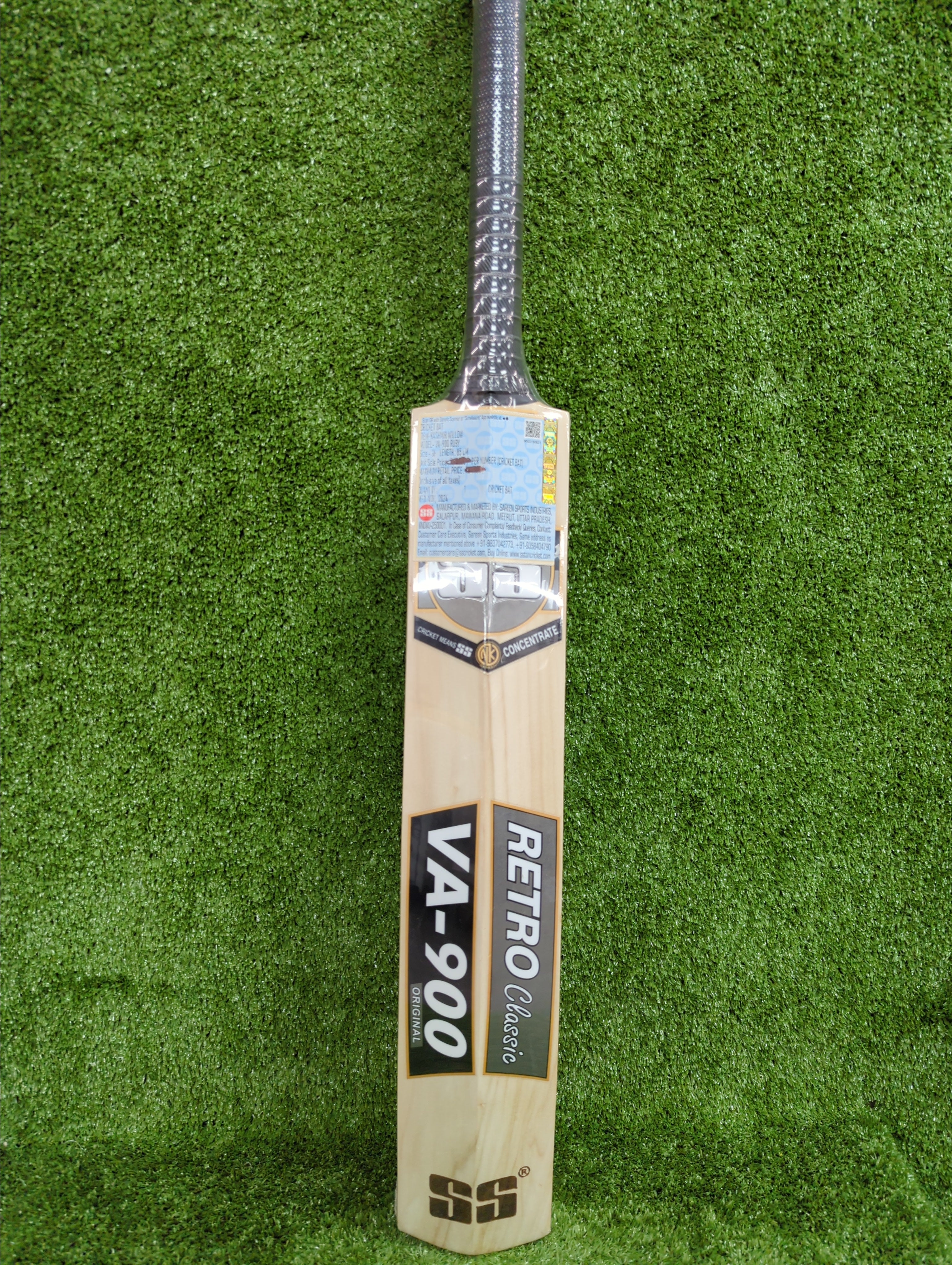 SS VA-900 Ruby Kashmir Willow Cricket Bat