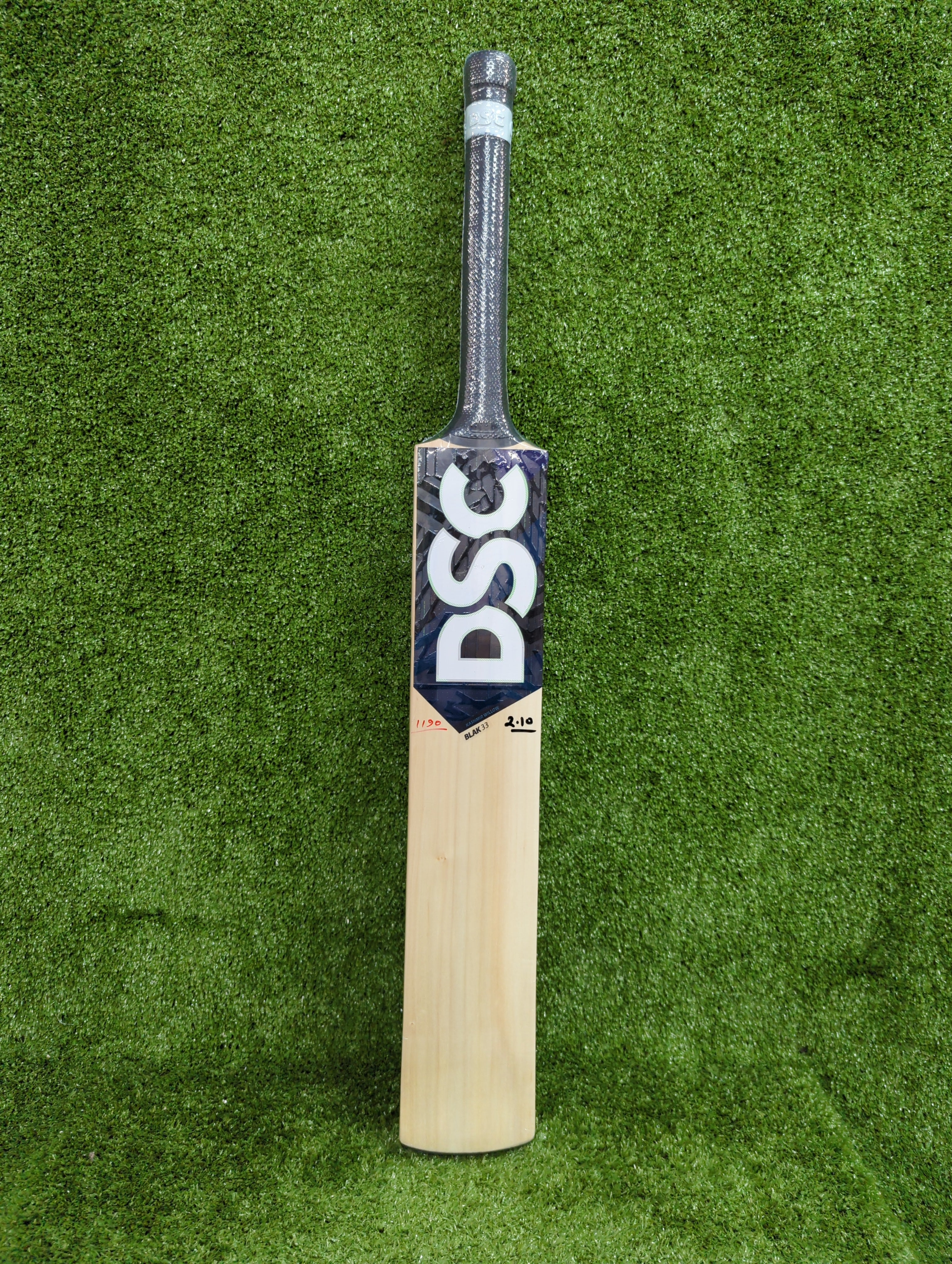 DSC BLAK 33 Kashmir Willow Cricket Bat