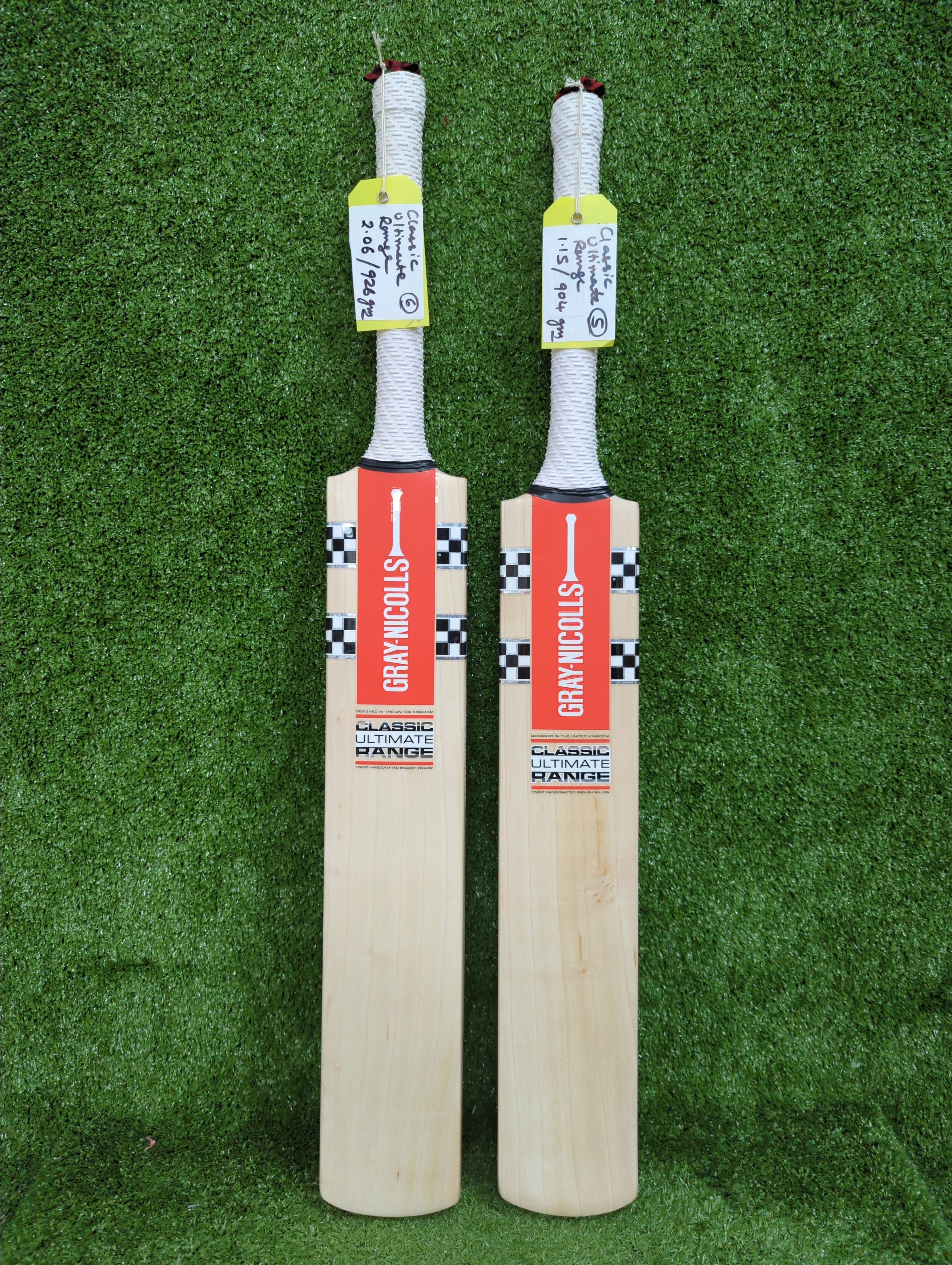 Gray-Nicolls Classic Ultimate Range Junior / Youth English Willow Cricket Bat