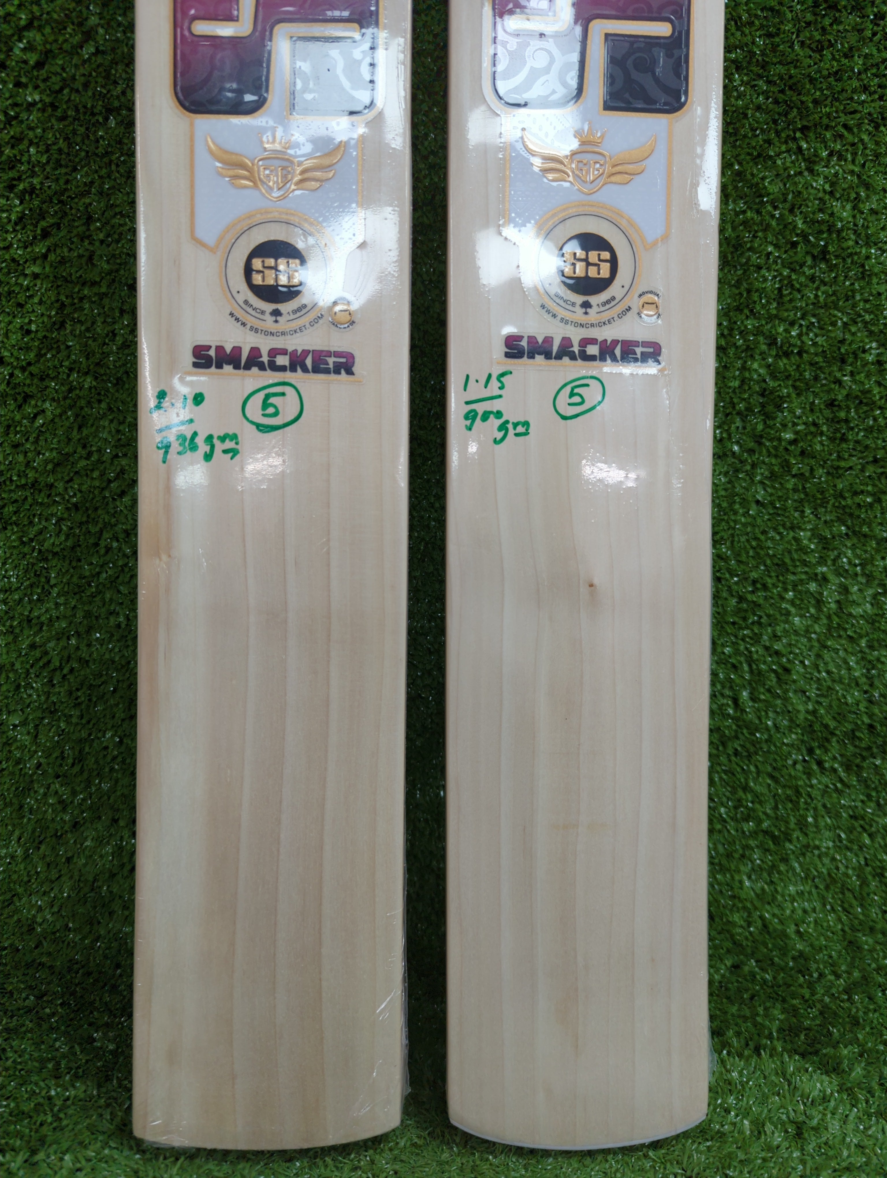SS GG Smacker Junior / Youth Cricket Bat (Red Sticker)