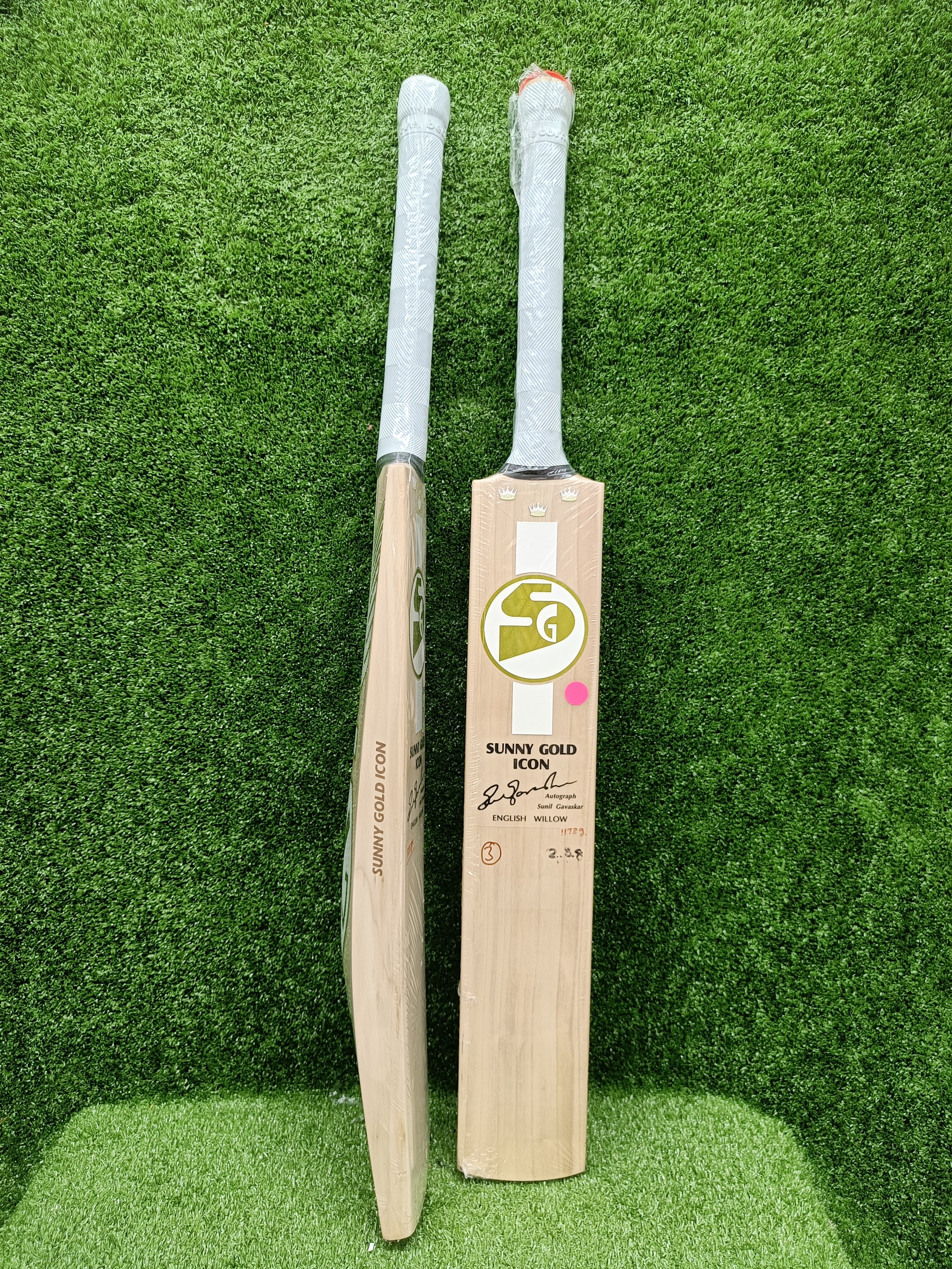 SG Sunny Gold Icon English Willow Cricket Bat