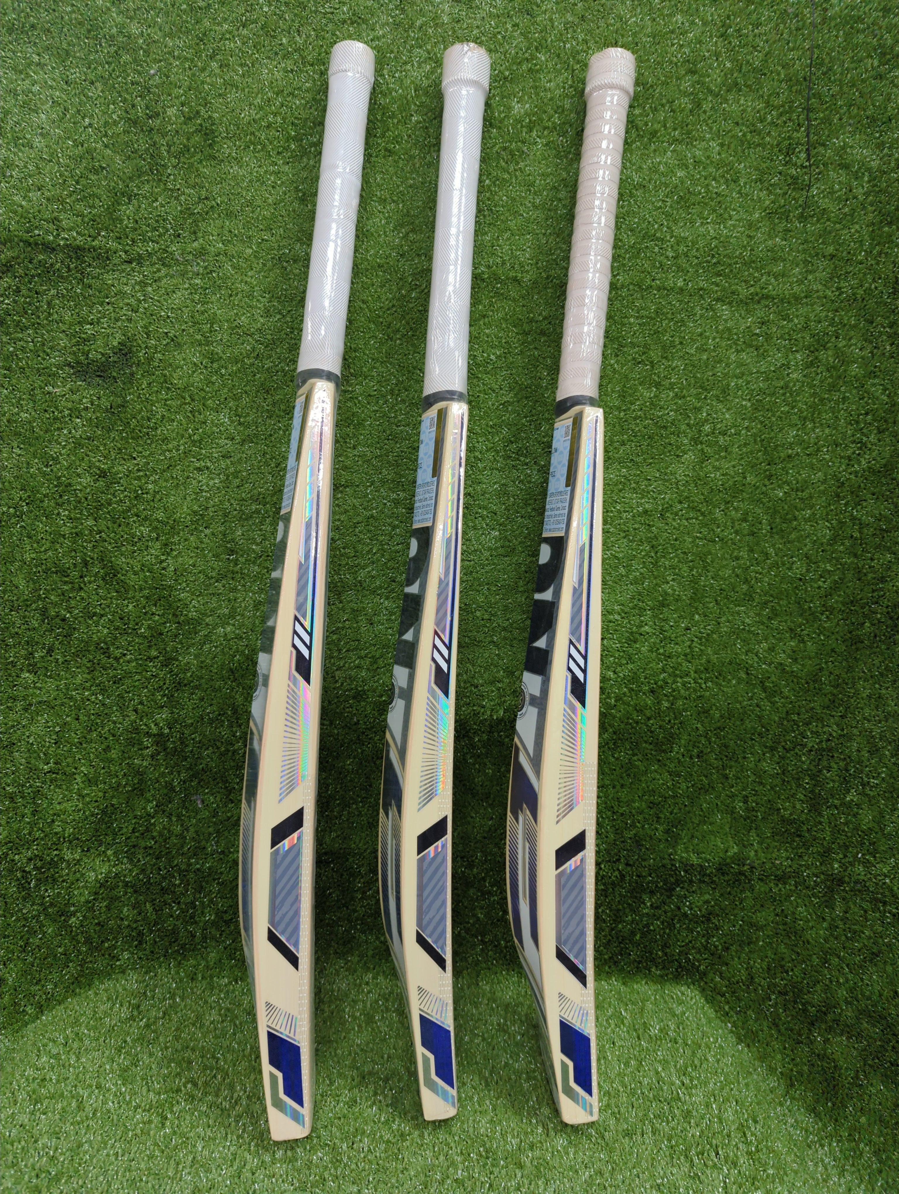 SS TON Super Kashmir Willow Cricket Bat by SS - side view - TopCricketStore