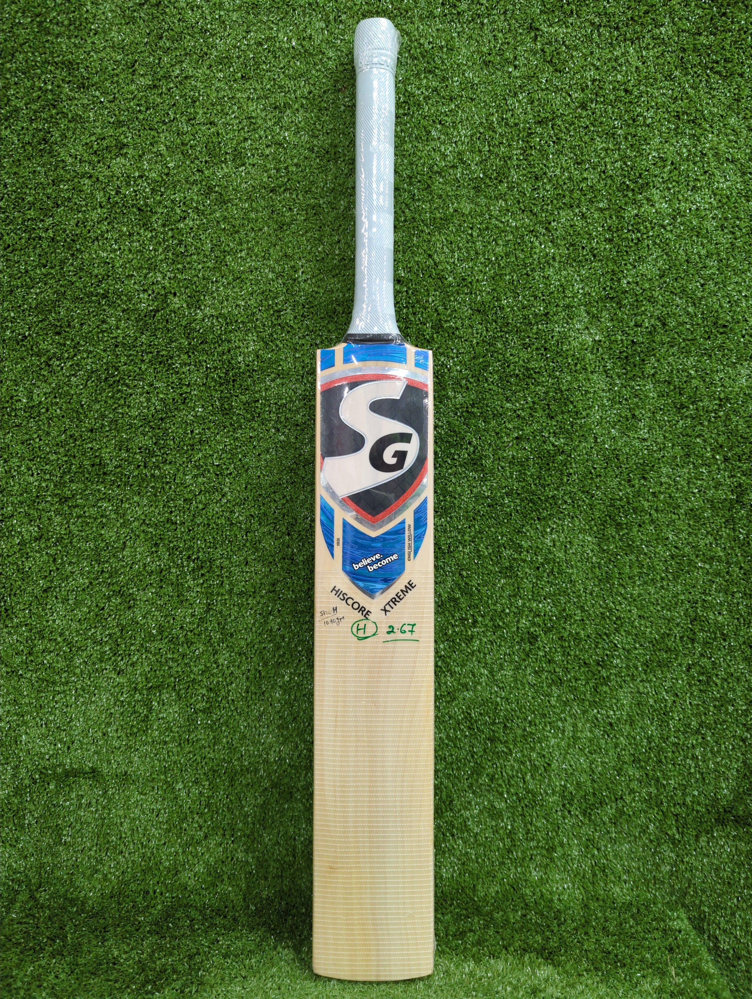 SG Hiscore Xtreme Youth Harrow Cricket Bat | TopCricketStore