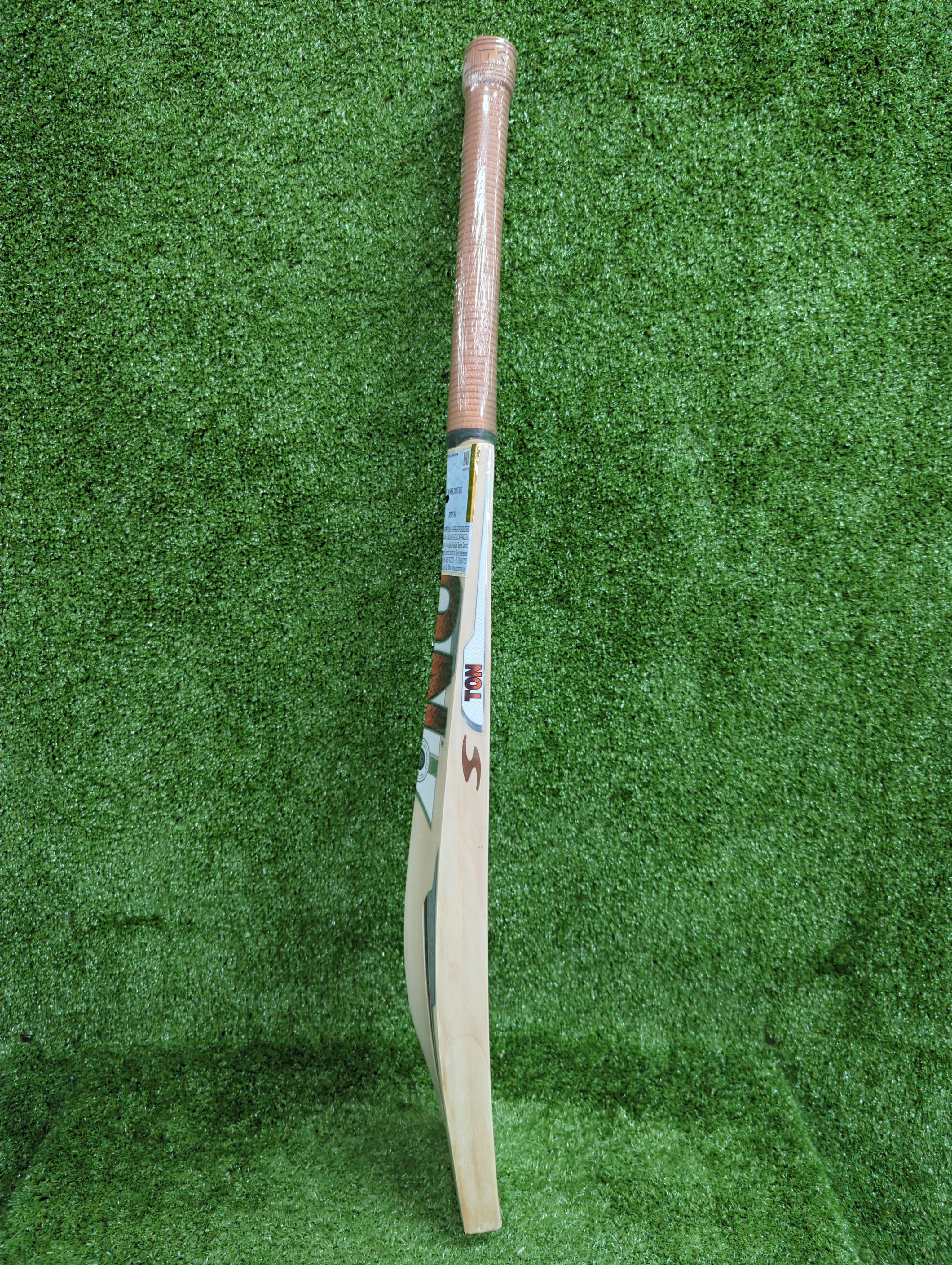 SS Ton Vertu English Willow Cricket Bat Long Blade