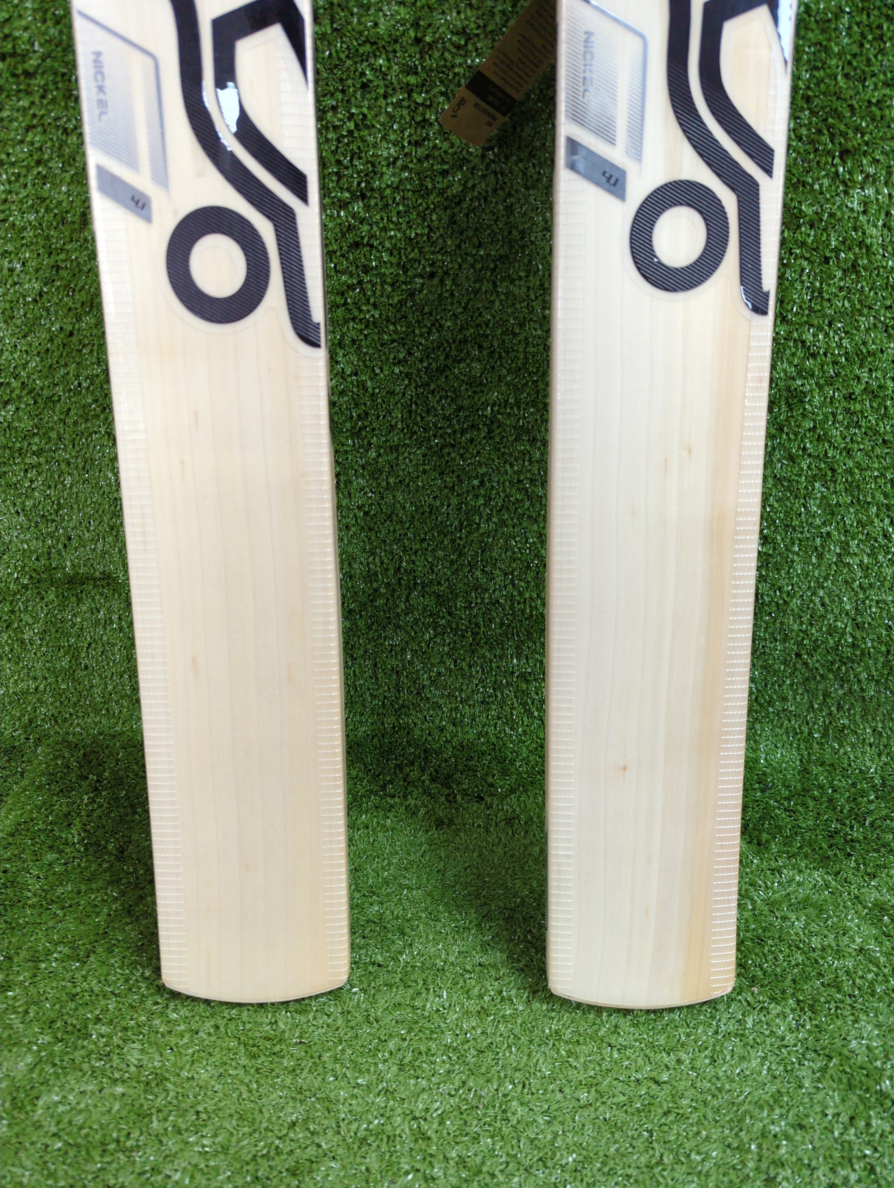 Kookaburra Nickel 4.1 Junior /  Youth English Willow Cricket Bat