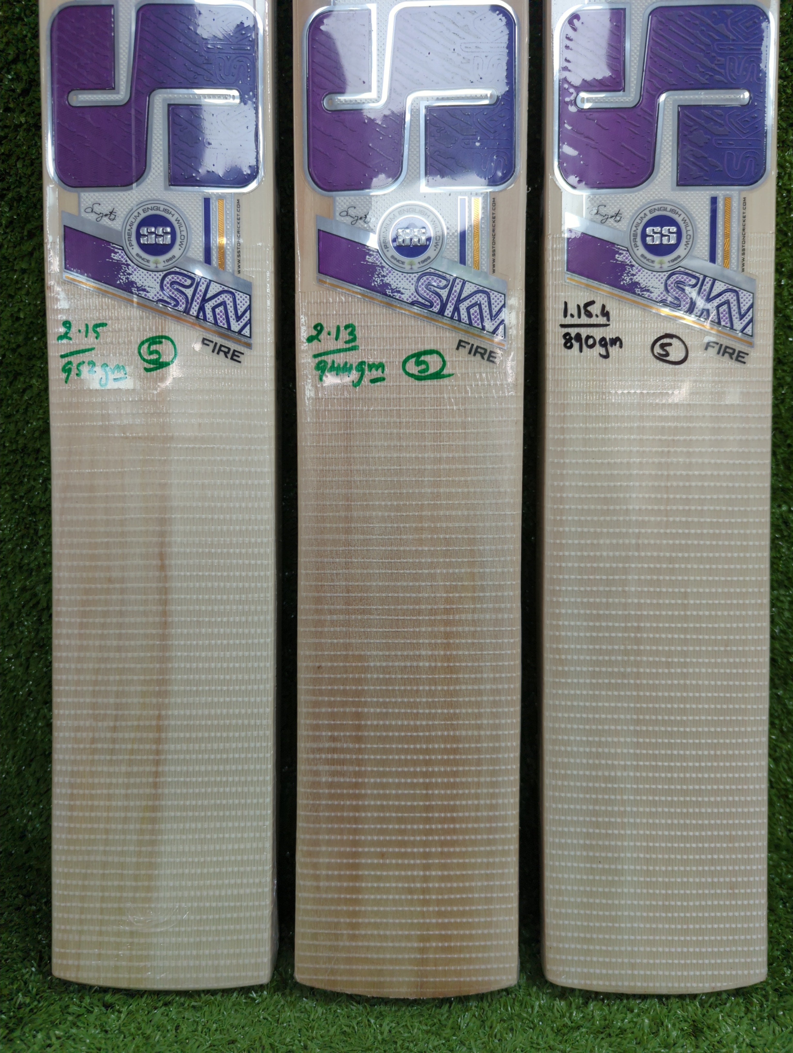 SS Sky Fire Junior / Youth English Willow Cricket Bat