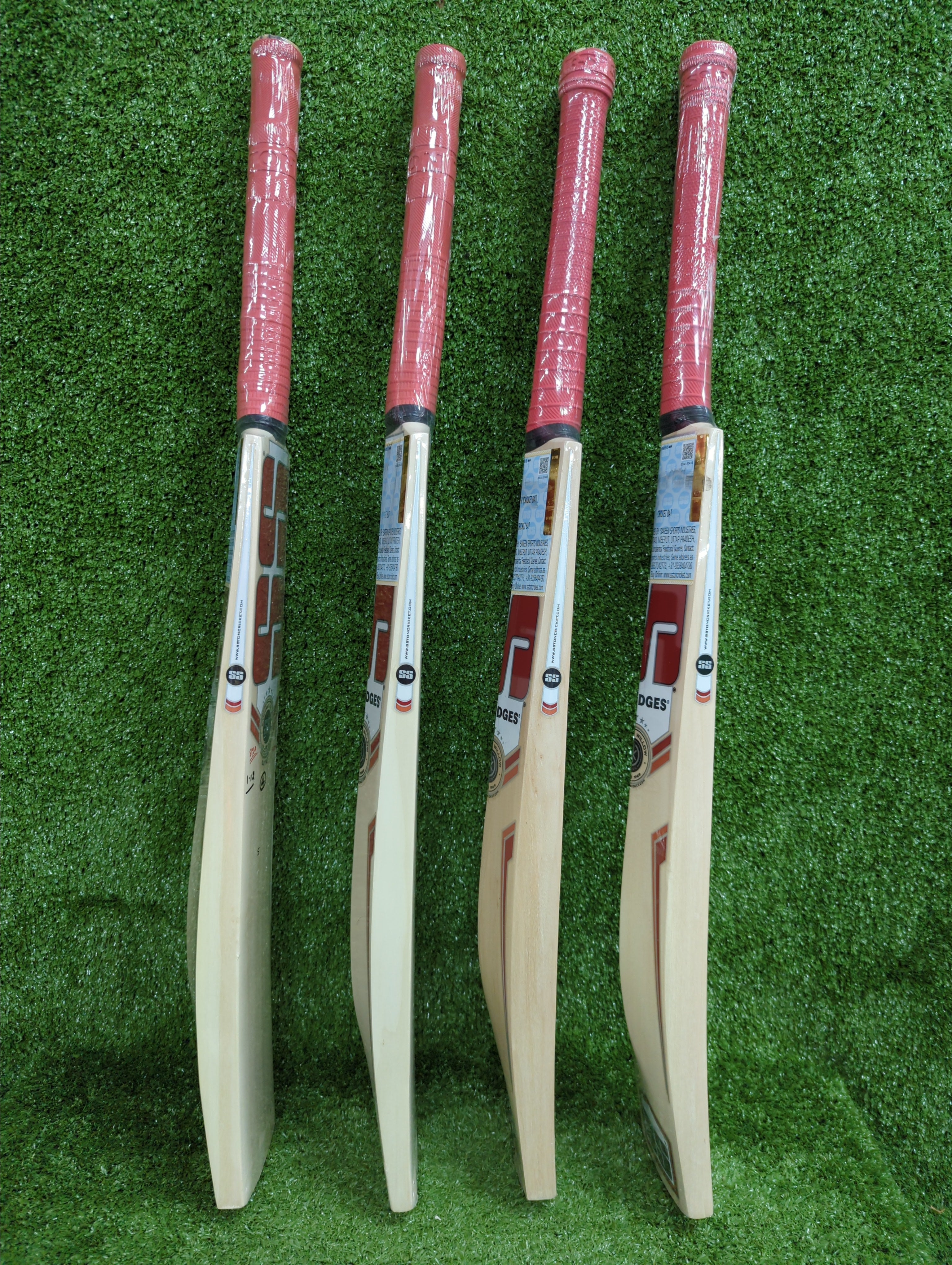 SS Gutsy Junior/Youth  Kashmir Willow Cricket Bat