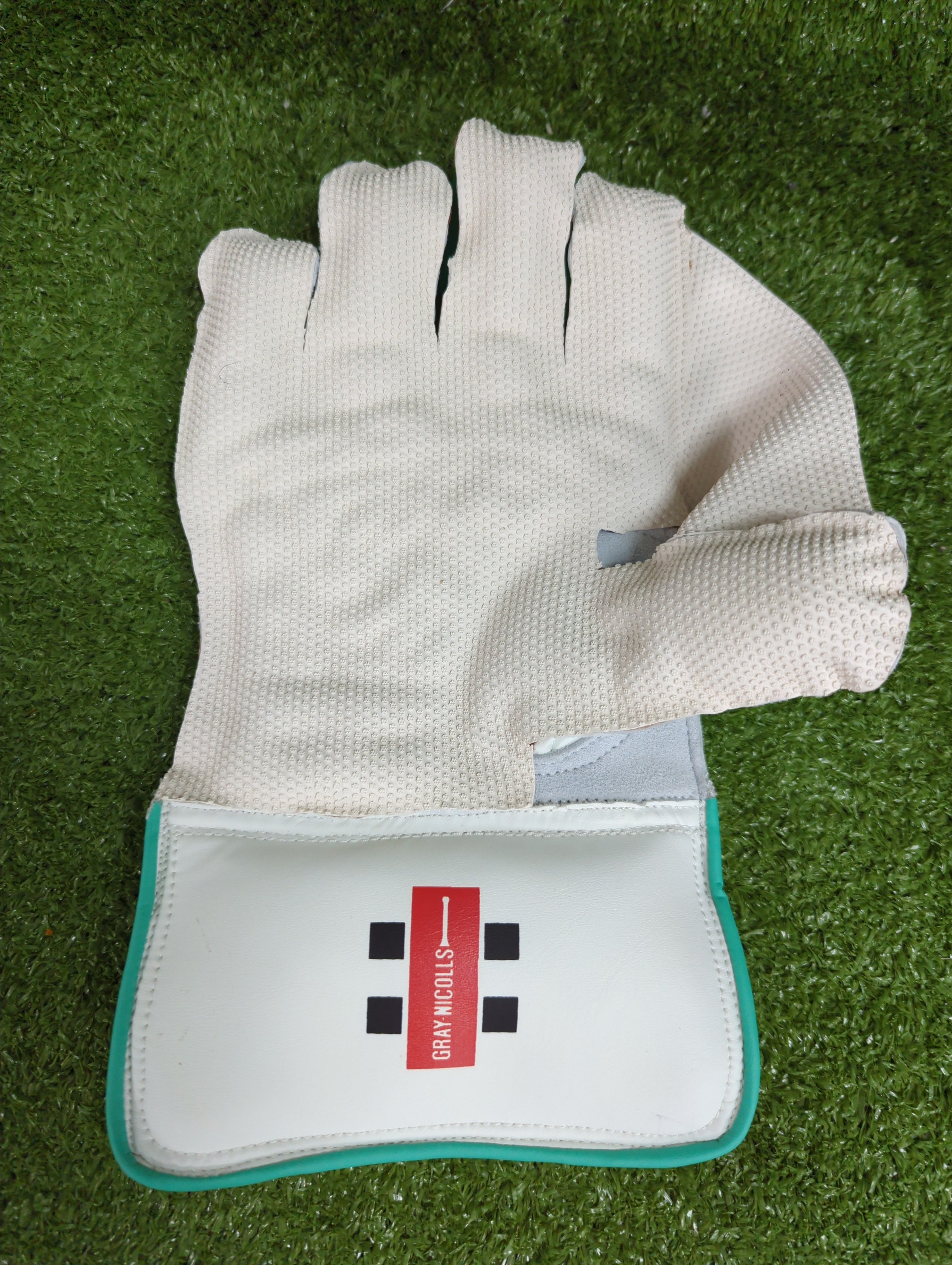 Gray-Nicolls X600 Elite Adult Cricket Wicket Keeping Gloves GN