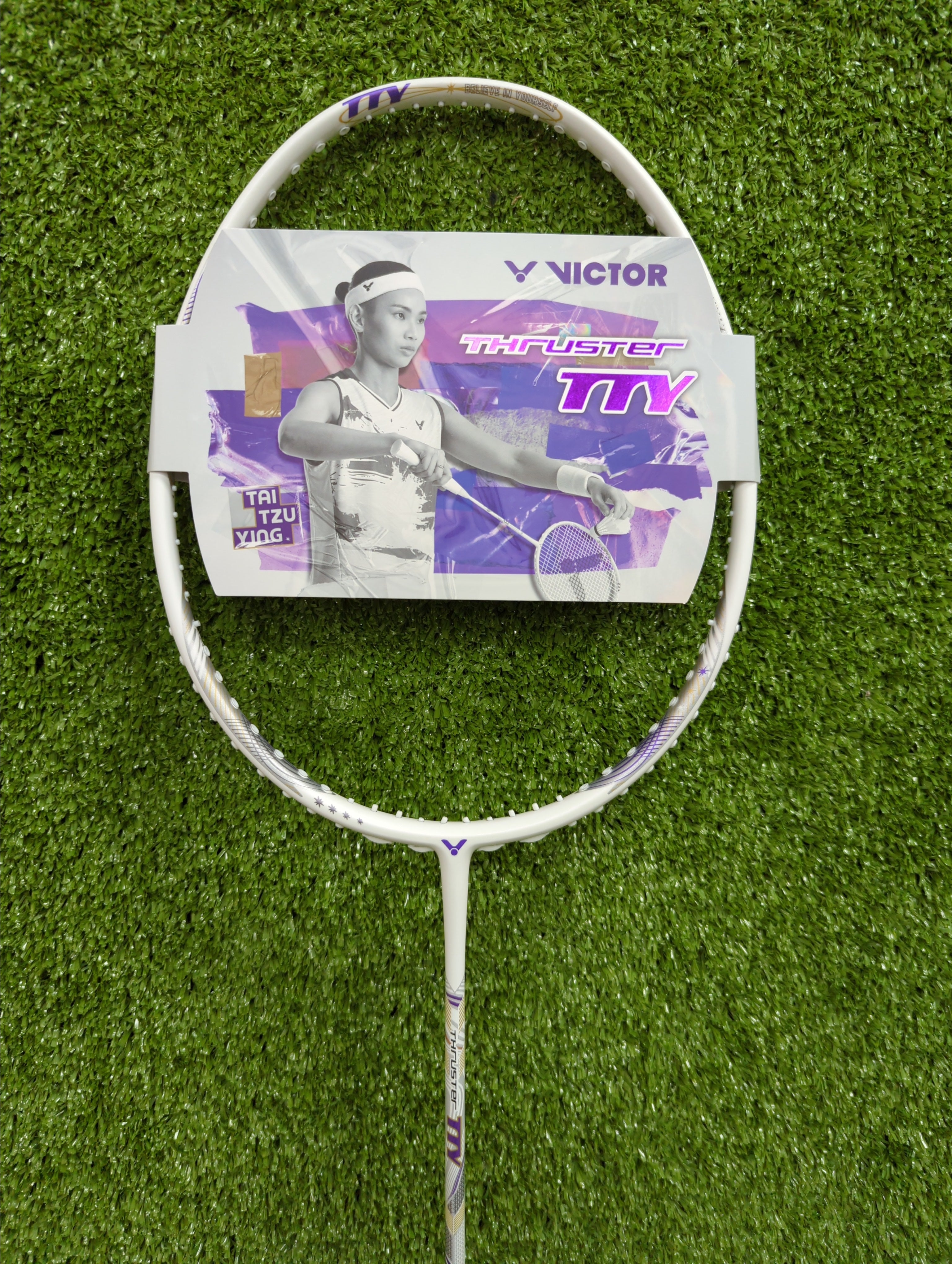 Close up of Victor TK-TTY racket head showing Isometric shape and Power Box frame
