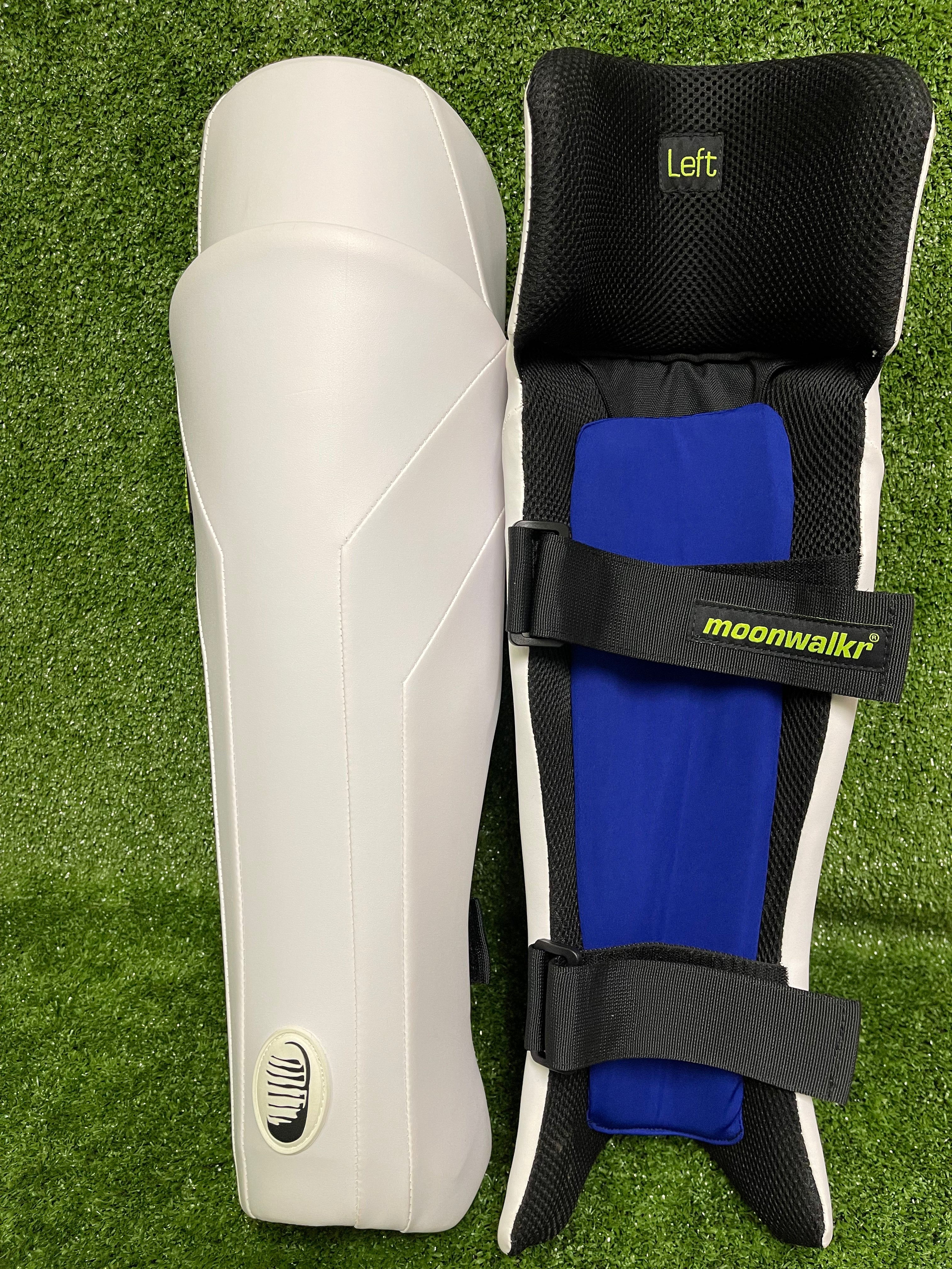 Moonwalkr top cricket gloves
