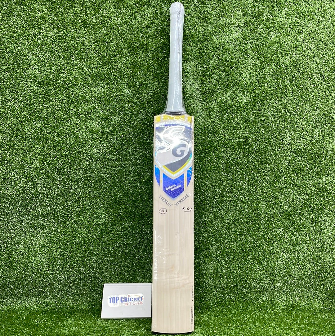 SG Nexus Xtreme Junior / Youth Cricket Bat